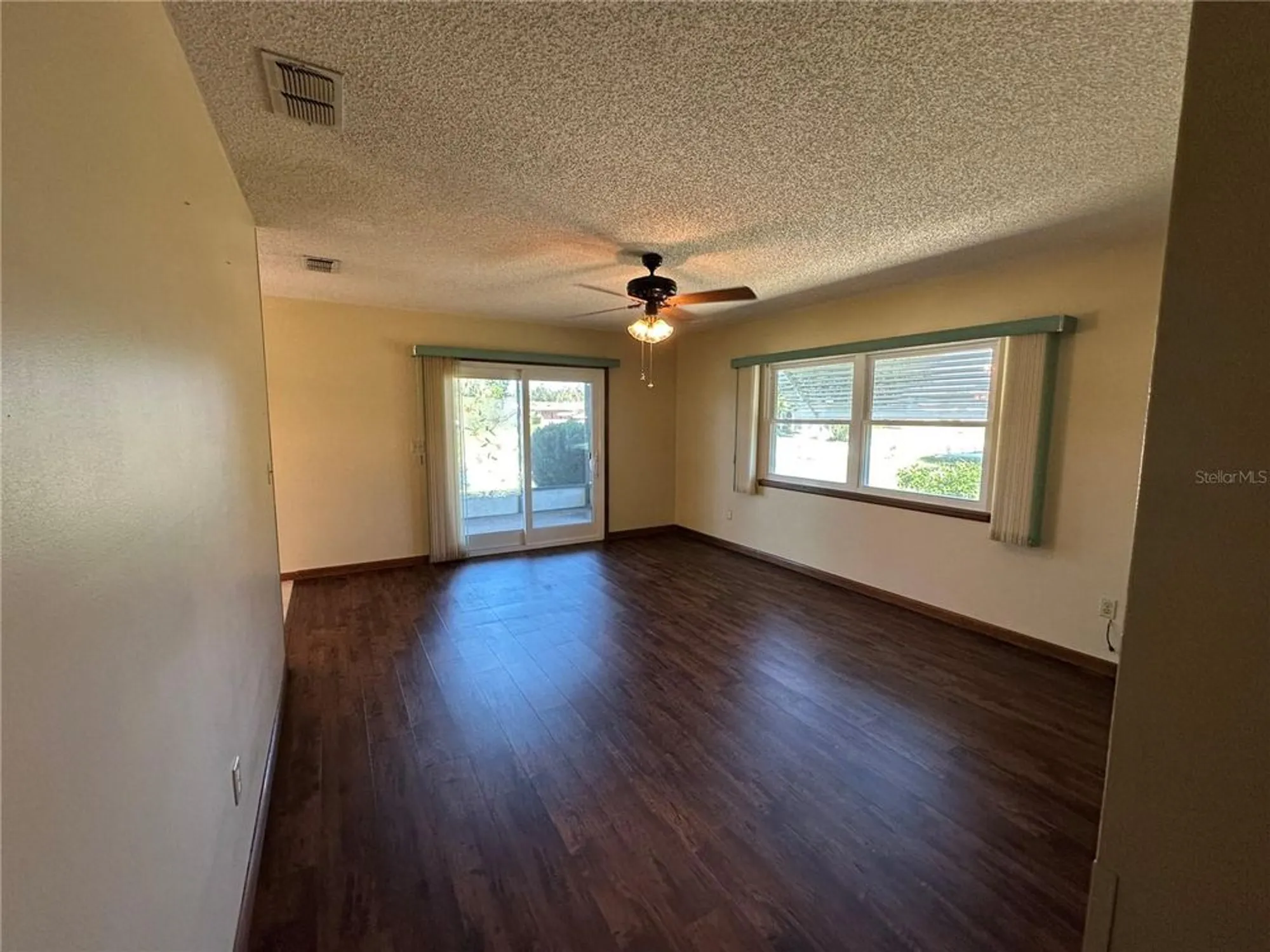 Property Slideshow image 14 of 28 | 9070 sw 101st ln, Ocala, FL, 34481