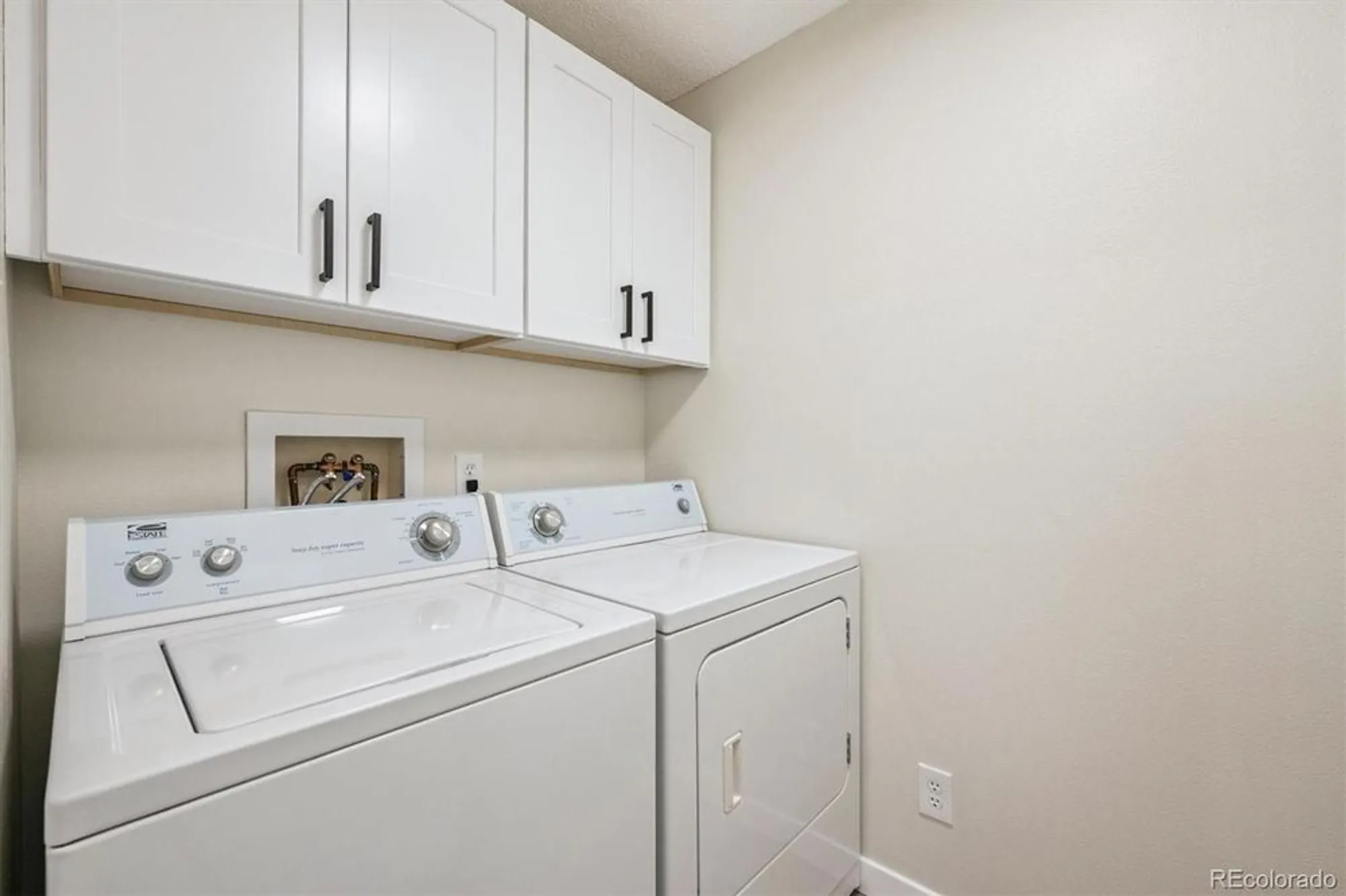 Property Slideshow image 20 of 30 | 14050 e linvale pl apt 312, Aurora, CO, 80014