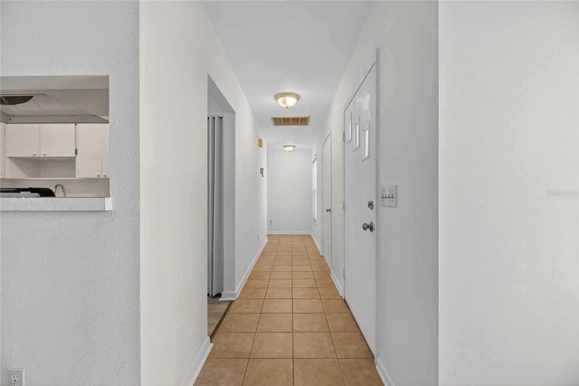 Property Slideshow image 6 of 37 | 1238 fordham dr, Sun City Center, FL, 33573