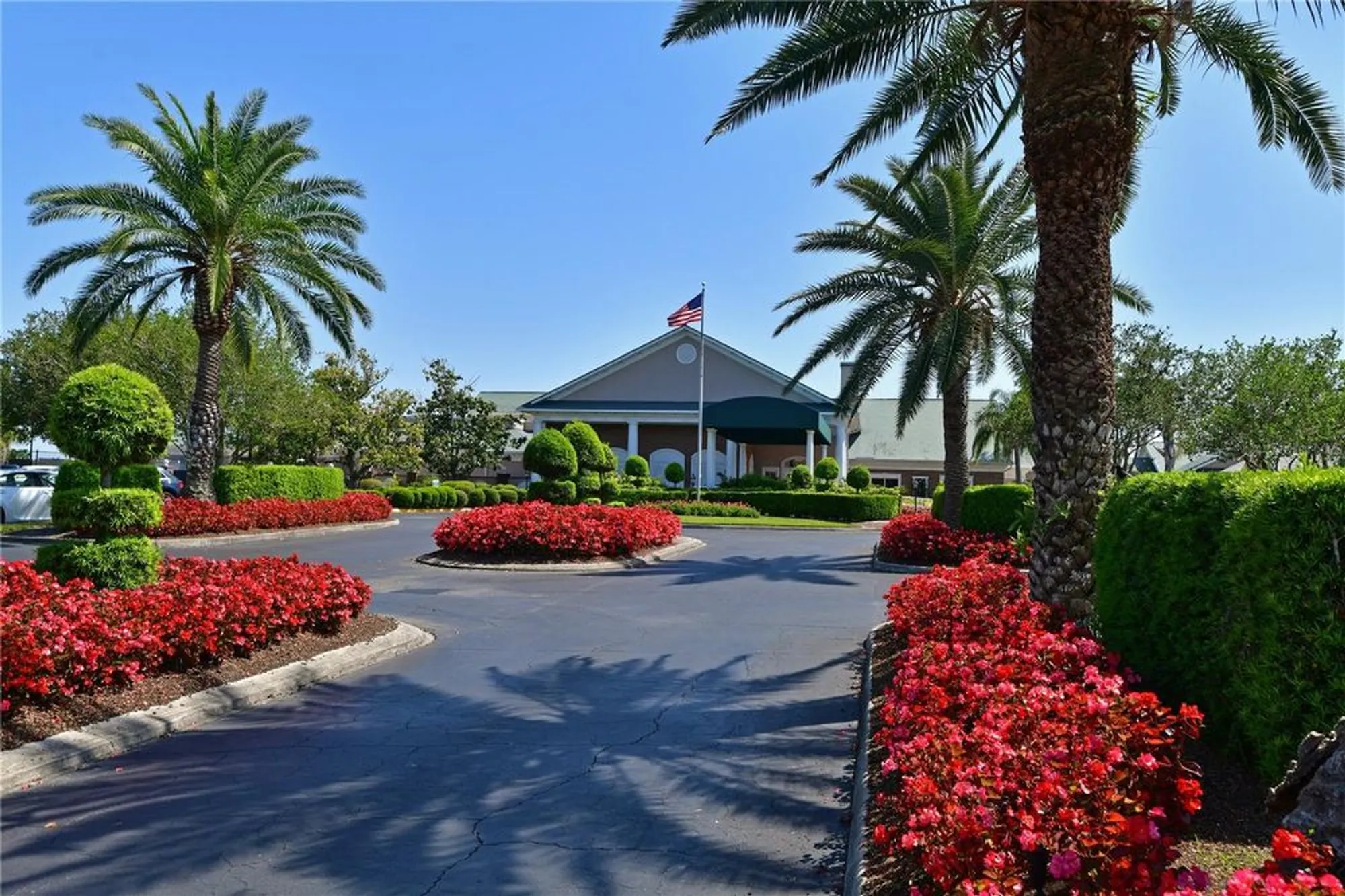 Property Slideshow image 36 of 70 | 6904 drewrys blf apt 803, Bradenton, FL, 34203