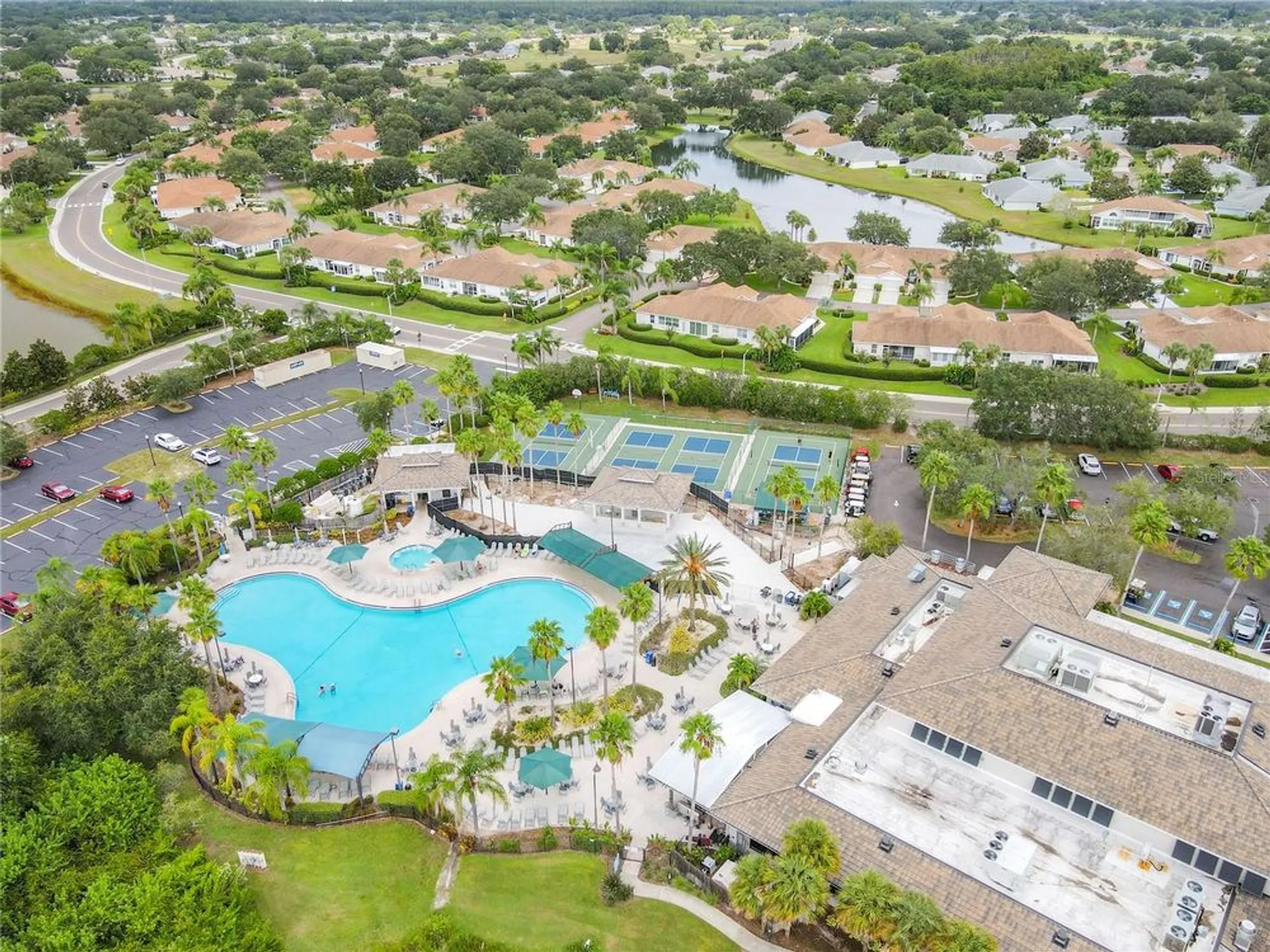 Property Slideshow image 36 of 39 | 1811 bedford ln 166, Sun City Center, FL, 33573
