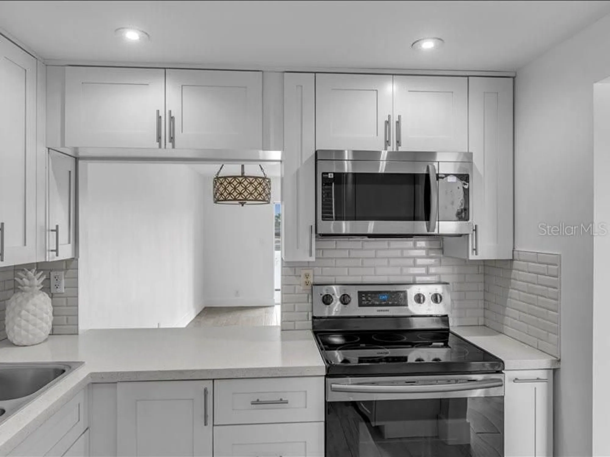 Property Slideshow image 7 of 50 | 2724 garden dr n apt 204, Lake Worth, FL, 33461