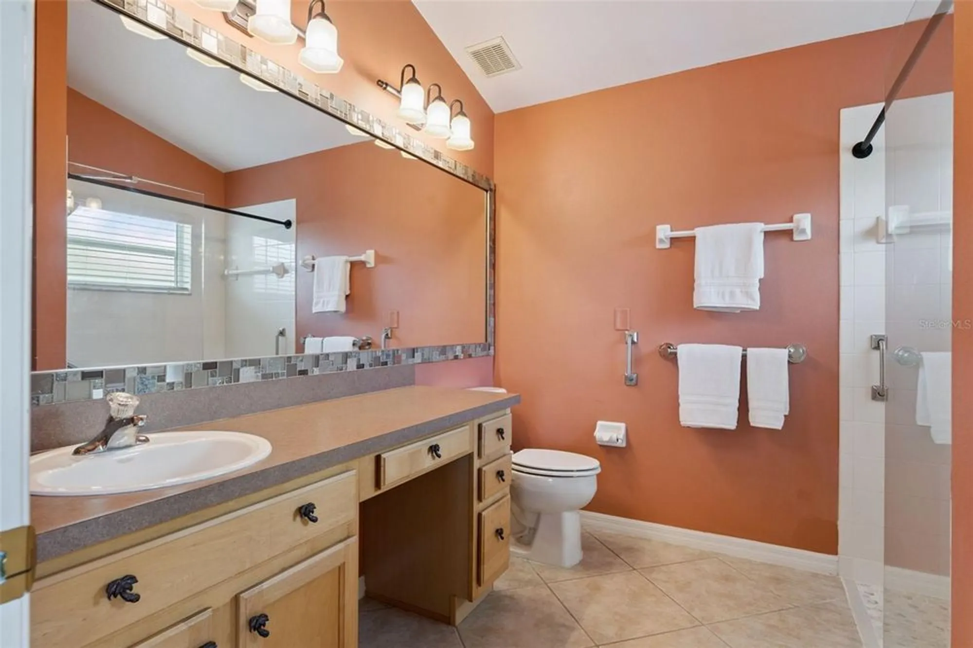 Property Slideshow image 11 of 41 | 3685 rollingbrook st, Clermont, FL, 34711