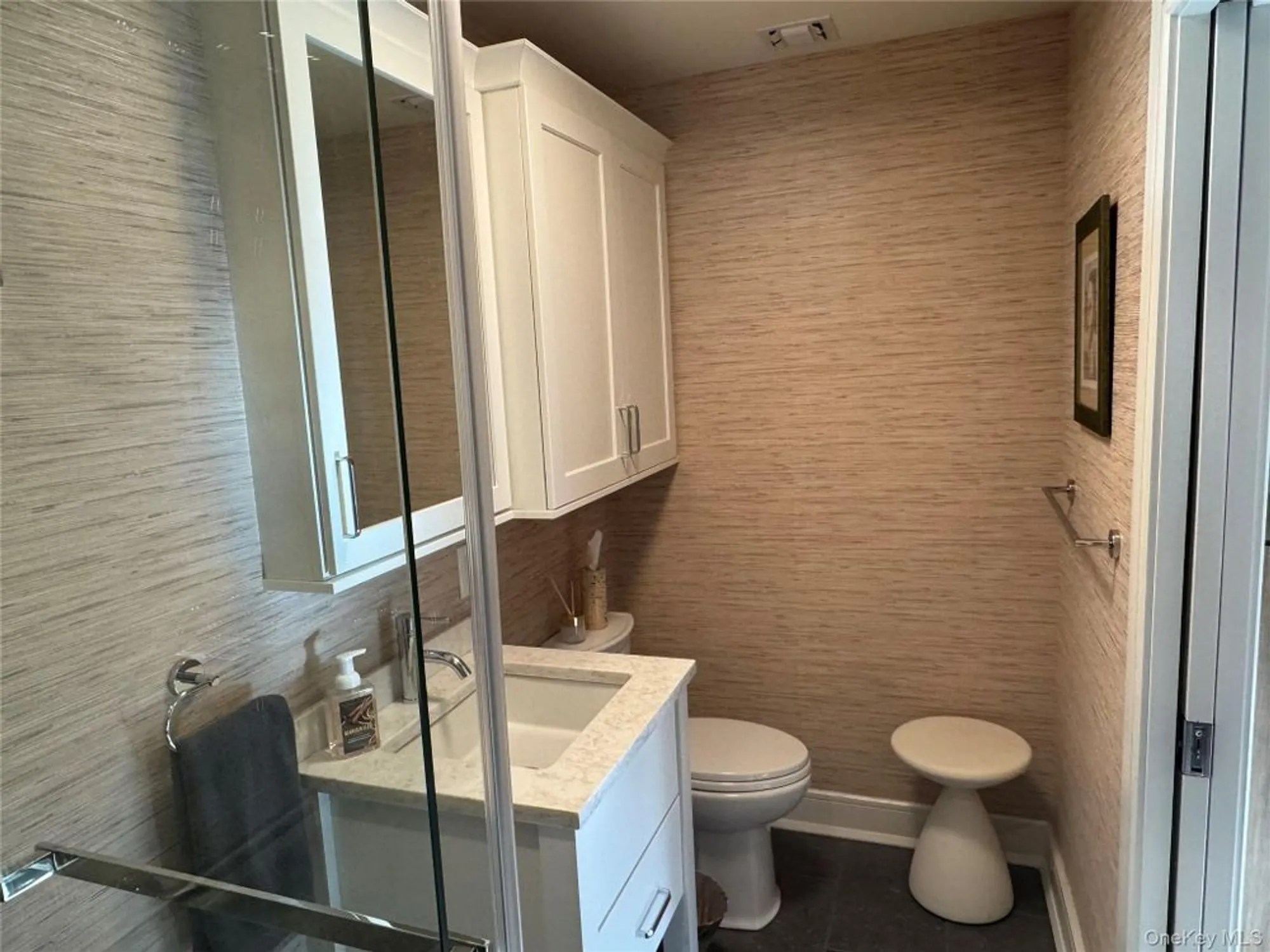 Property Slideshow image 9 of 17 | 910 altessa blvd, Melville, NY, 11747