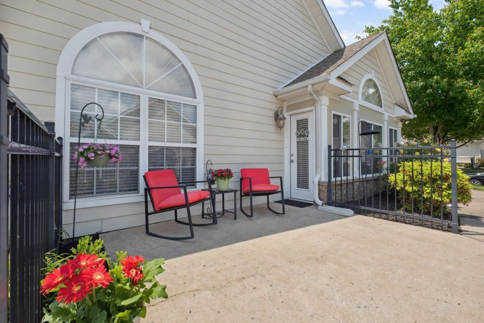 Property Slideshow image 29 of 32 | 825 s browns ln 1501, Gallatin, TN, 37066