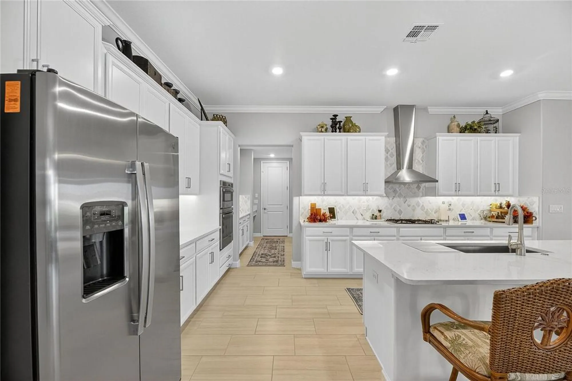 Property Slideshow image 25 of 96 | 5319 windy grove dr, Wimauma, FL, 33598