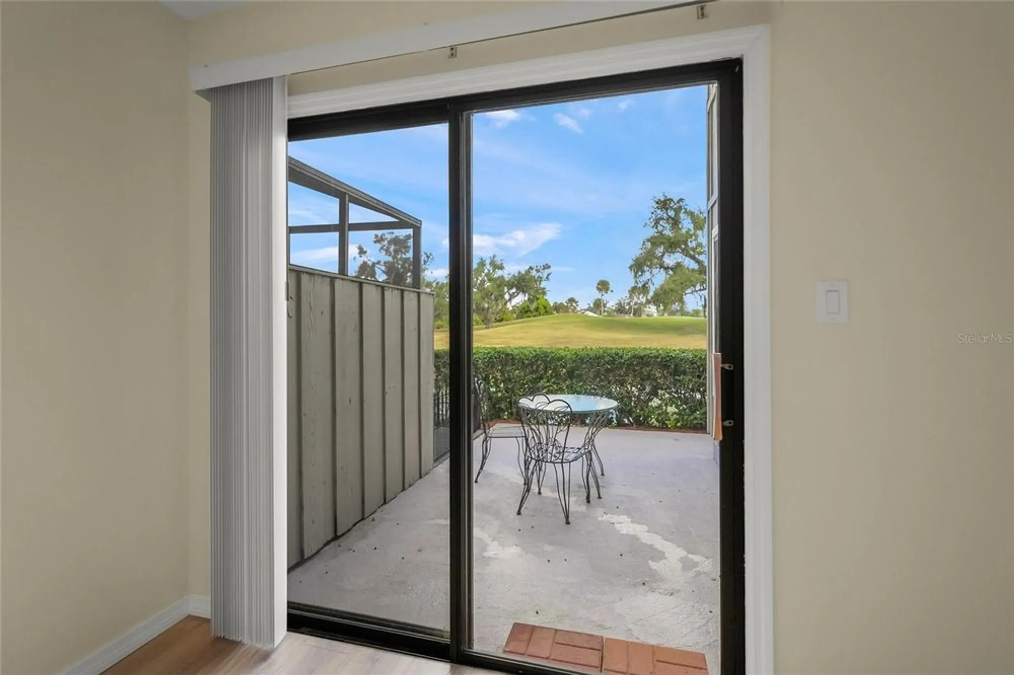 Property Slideshow image 19 of 62 | 4555 forest wood trl 23, Sarasota, FL, 34241