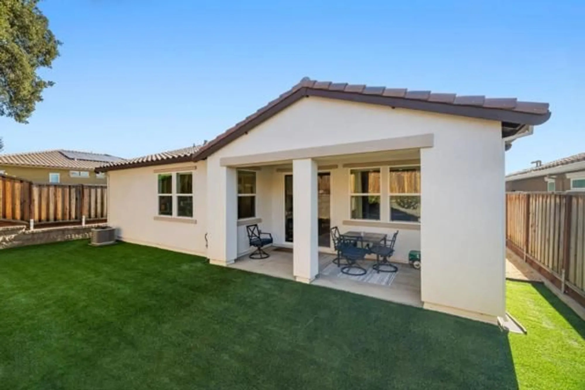 Property Slideshow image 50 of 63 | 1110 mcclellan st, Hollister, CA, 95023