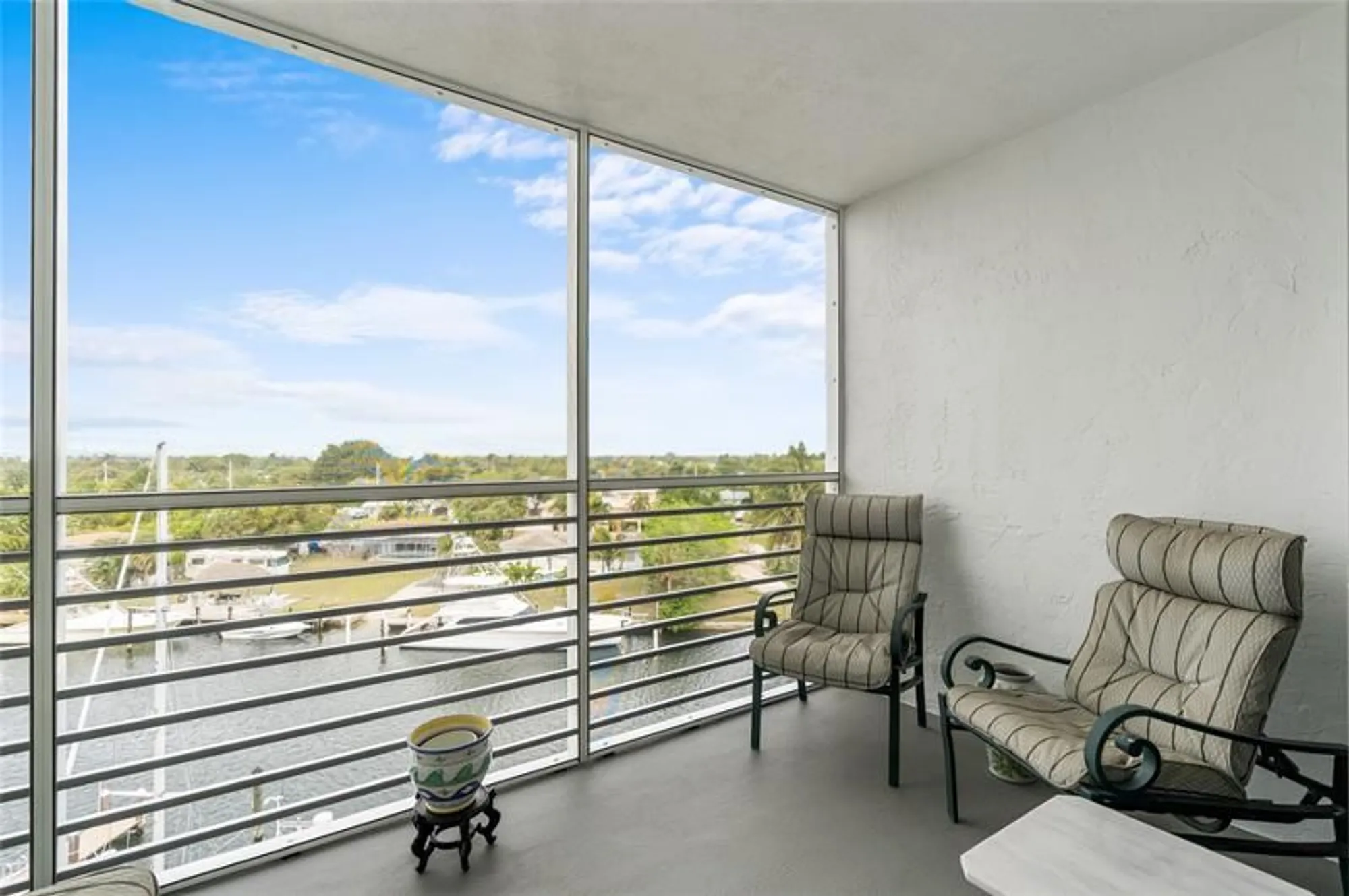 Property Slideshow image 25 of 35 | 2731 ne 14th street cswy 637, Pompano Beach, FL, 33062