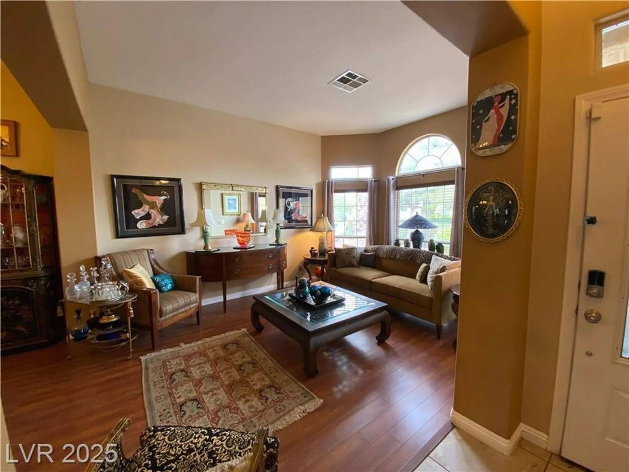 Property Slideshow image 4 of 27 | 4809 braeburn dr, Las Vegas, NV, 89130