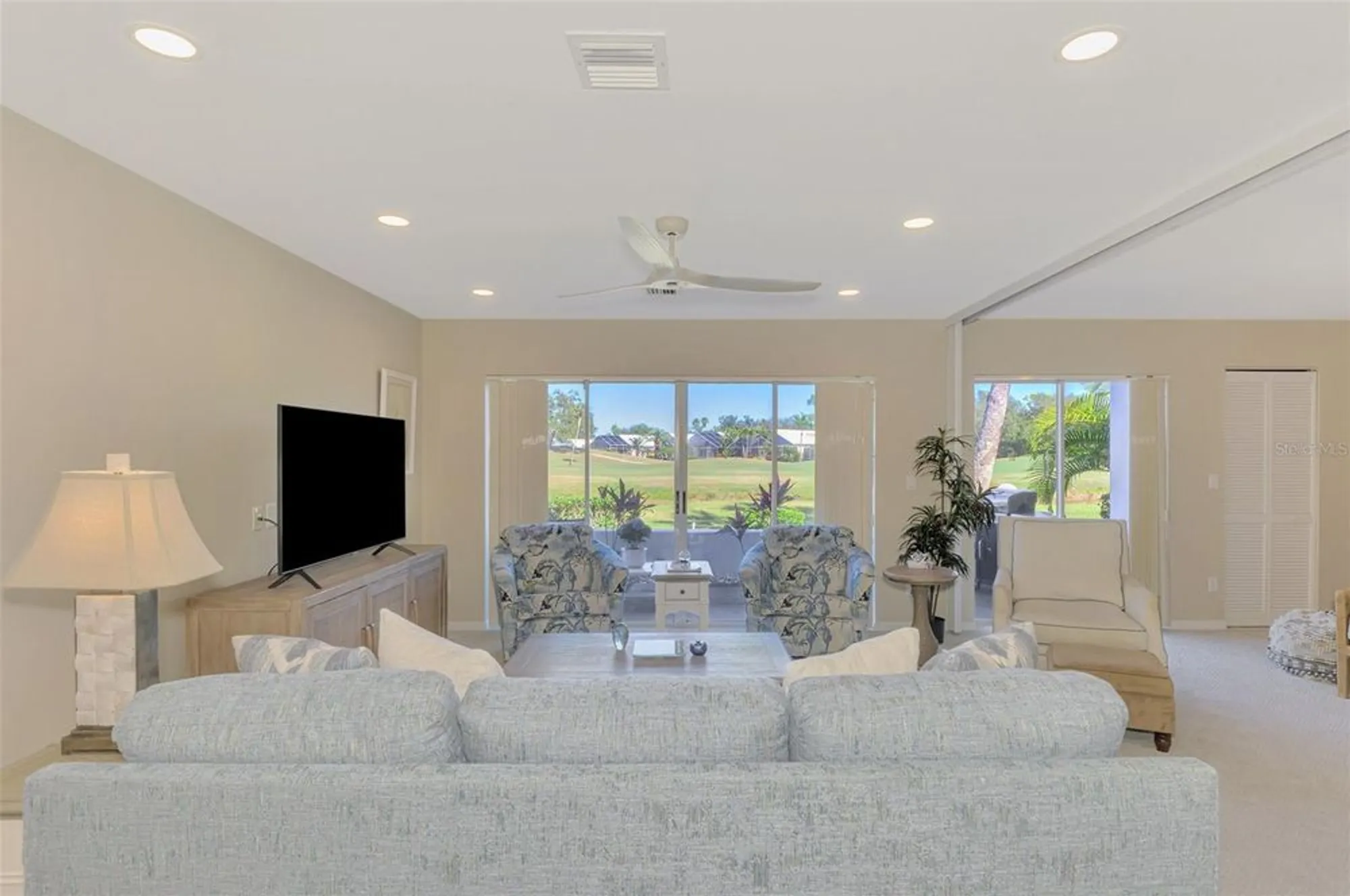 Property Slideshow image 24 of 65 | 461 wexford cir 91, Venice, FL, 34293