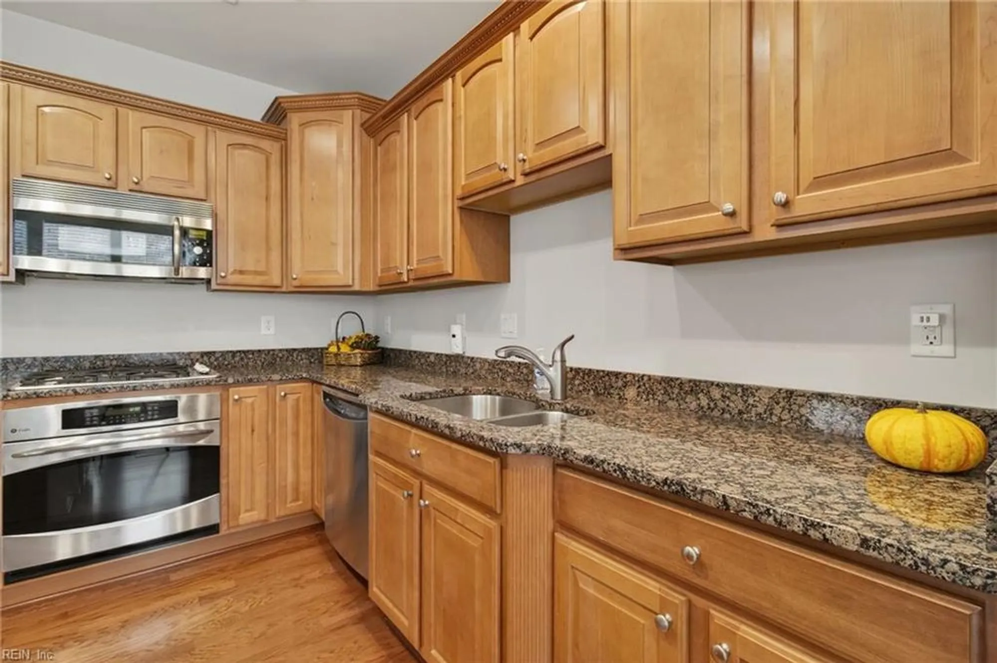 Property Slideshow image 21 of 46 | 4312 pond st, Williamsburg, VA, 23188