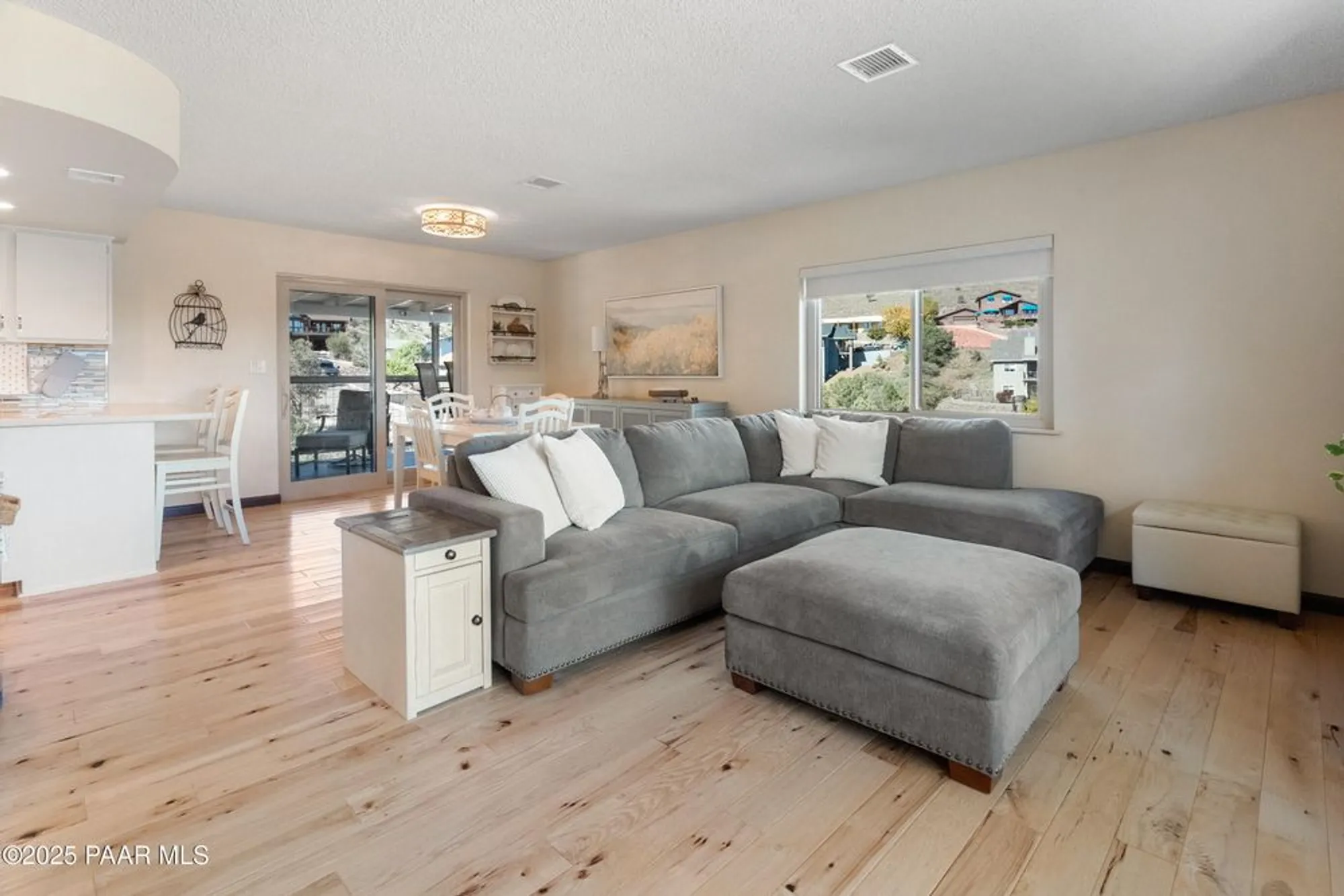 Property Slideshow image 7 of 45 | 722 sunrise blvd, Prescott, AZ, 86301