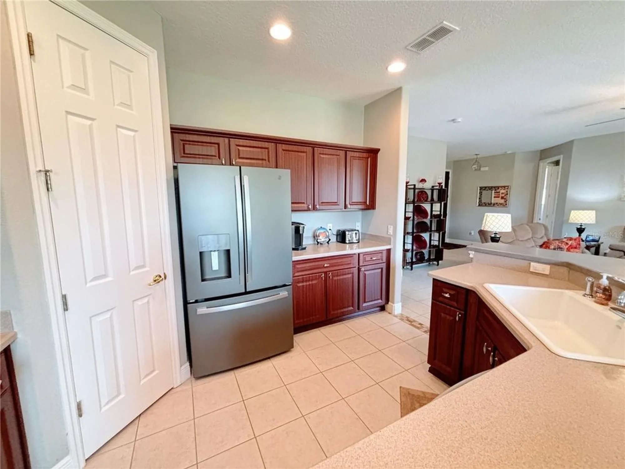 Property Slideshow image 9 of 62 | 134 glendale ct, Poinciana, FL, 34759