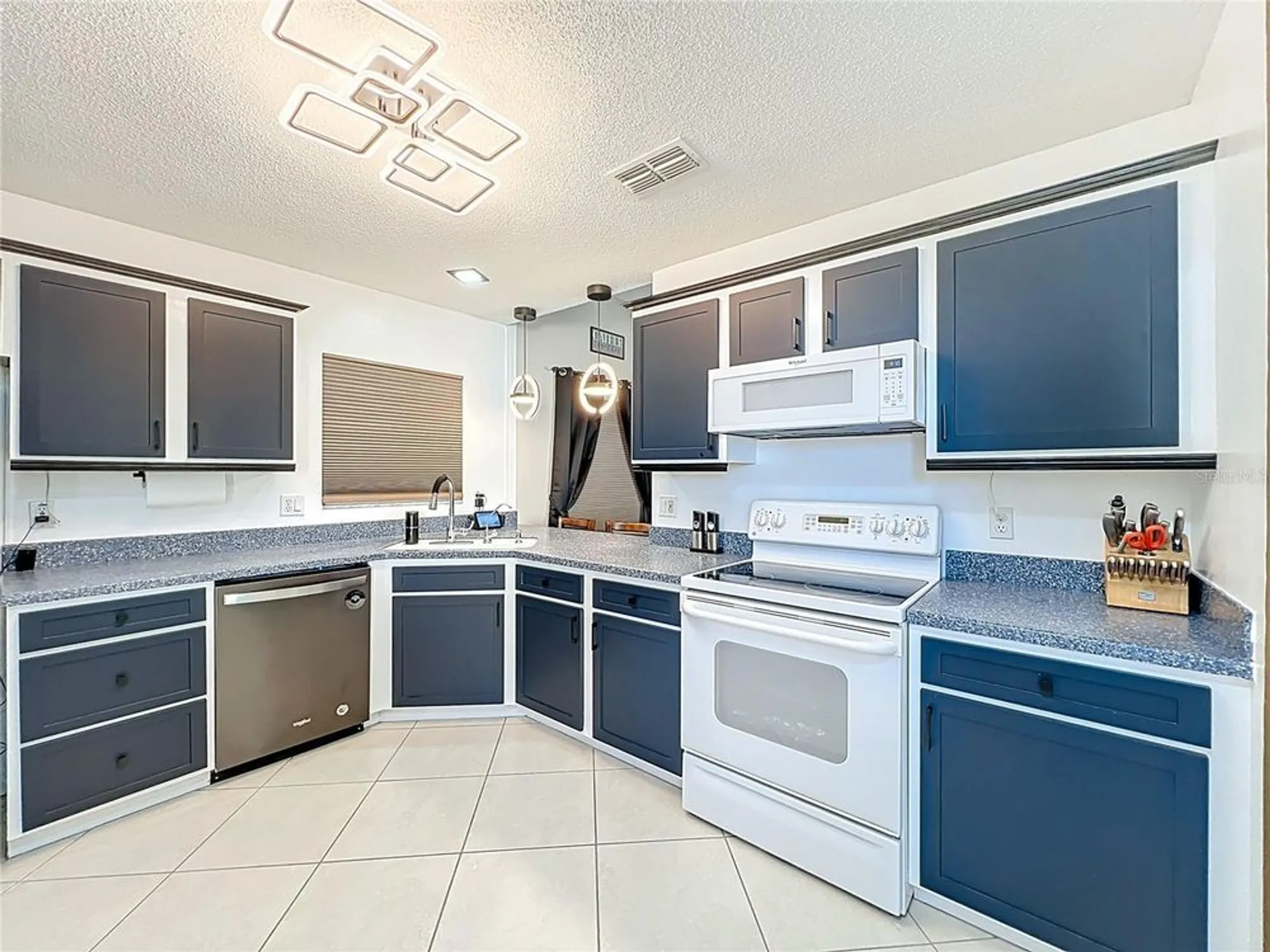 Property Slideshow image 5 of 39 | 4913 heron run cir, Leesburg, FL, 34748