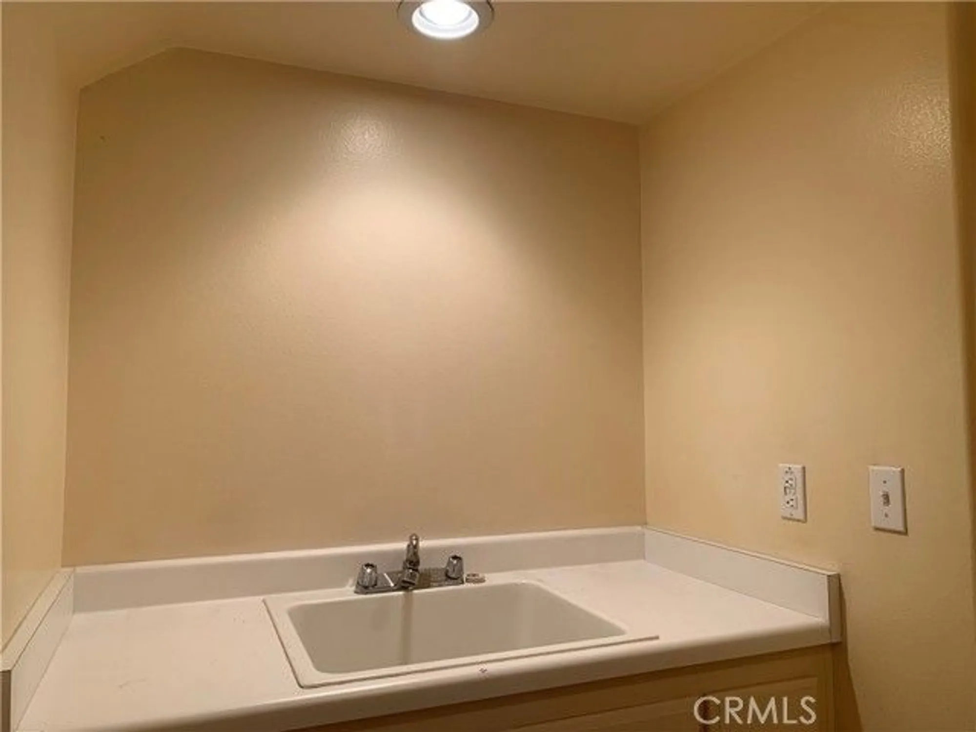 Property Slideshow image 23 of 39 | 1418 las colinas ave, Banning, CA, 92220
