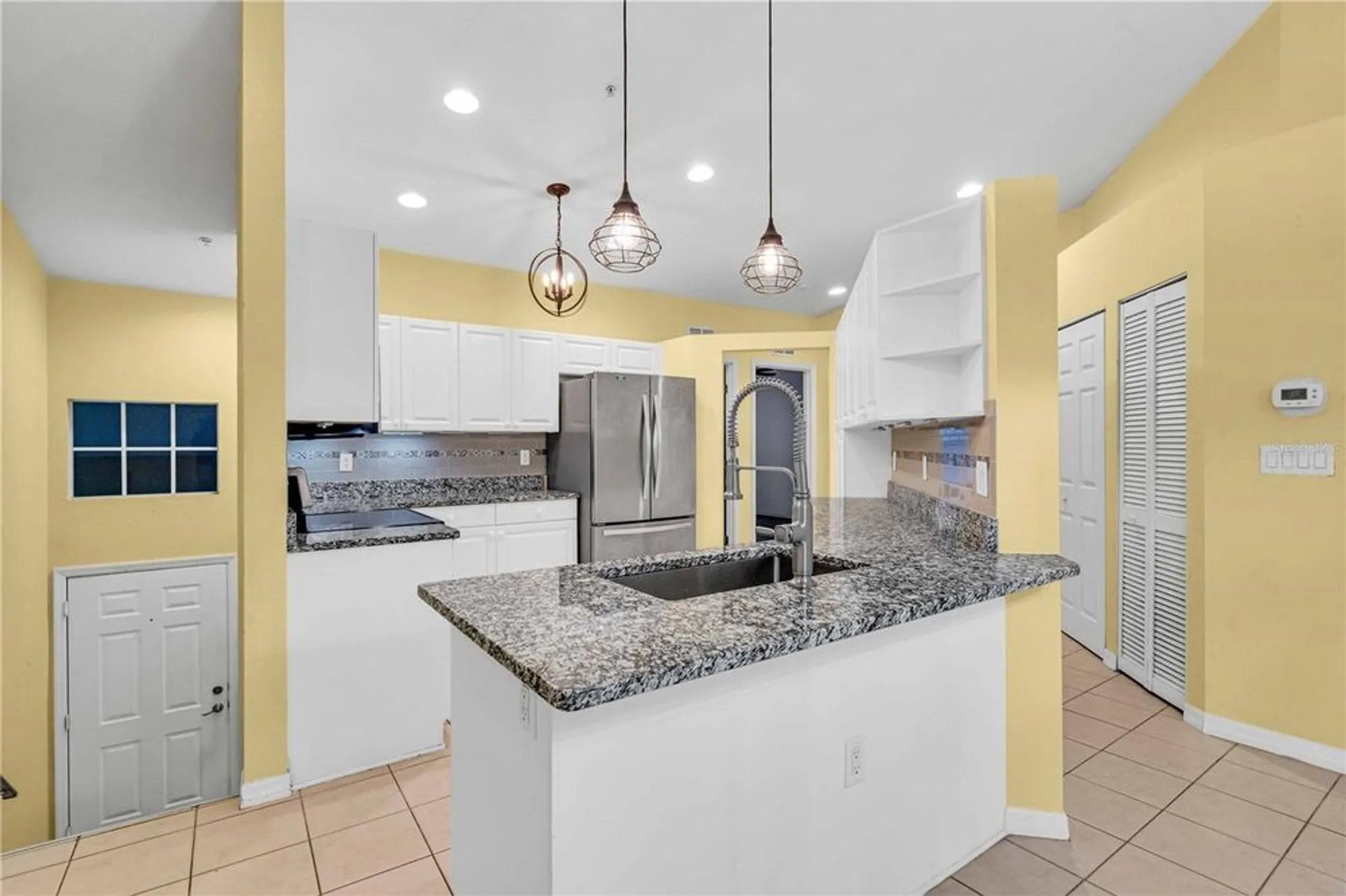 Property Slideshow image 3 of 51 | 6421 bay cedar ln, Bradenton, FL, 34203