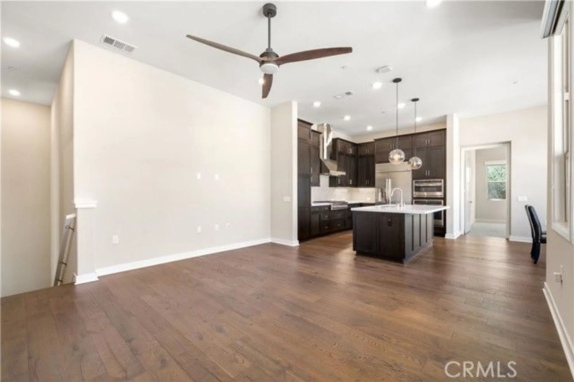 Property Slideshow image 13 of 51 | 237 carlow, Irvine, CA, 92618