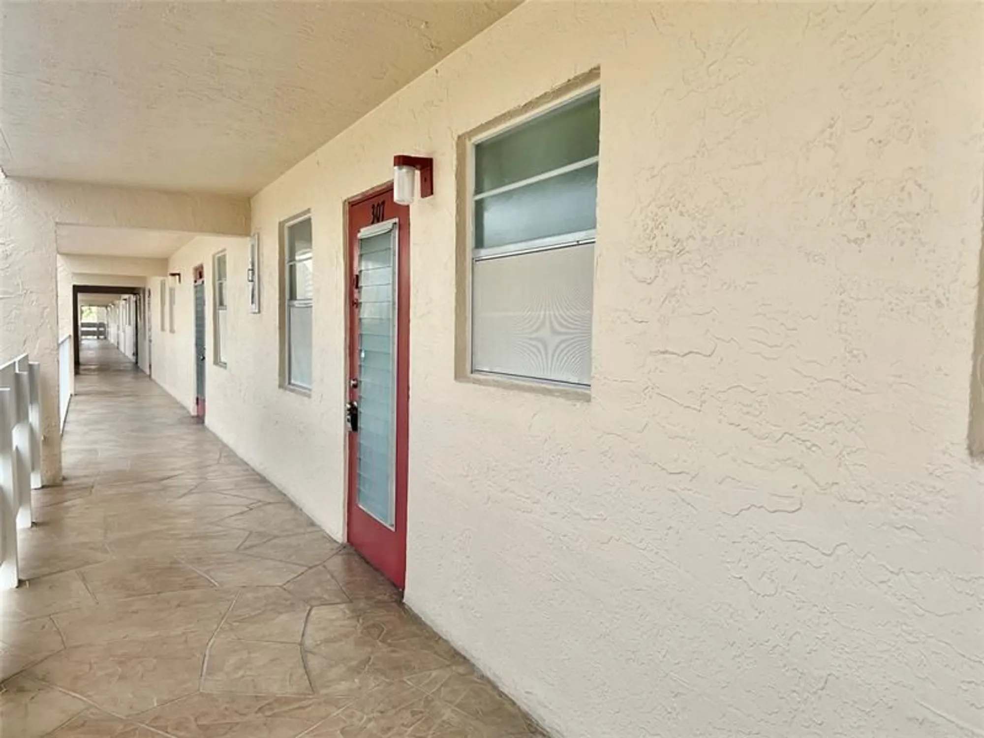 Property Slideshow image 13 of 17 | 1015 country club dr 307, Margate, FL, 33063