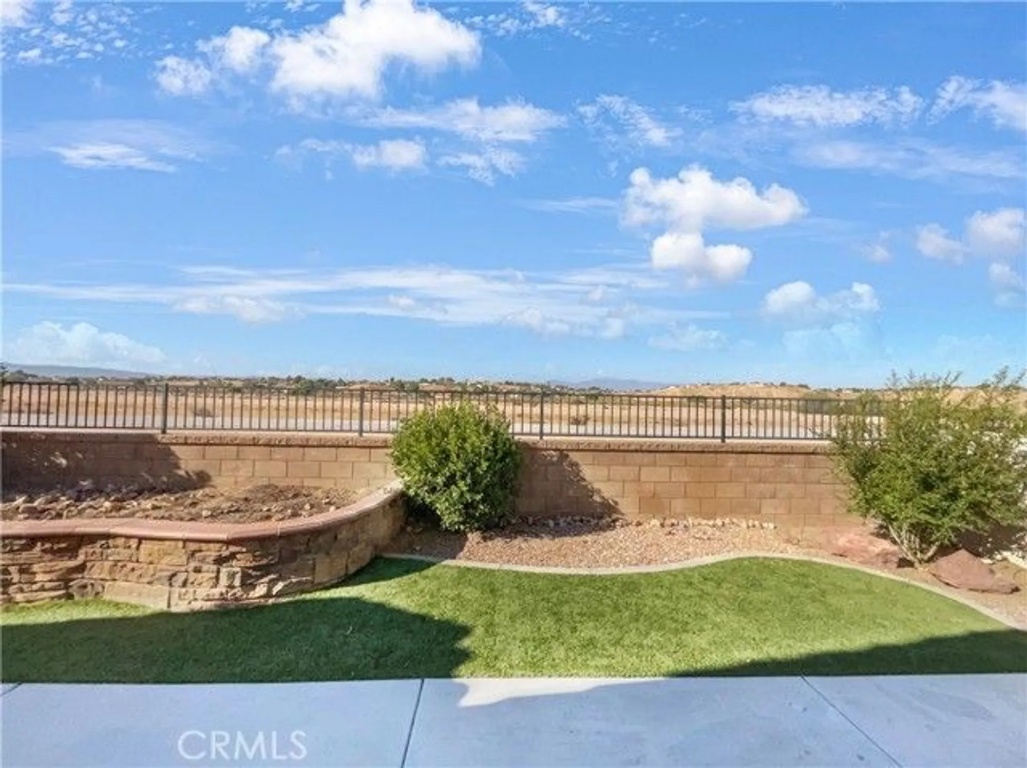Property Slideshow image 17 of 18 | 11444 river run st, Apple Valley, CA, 92308