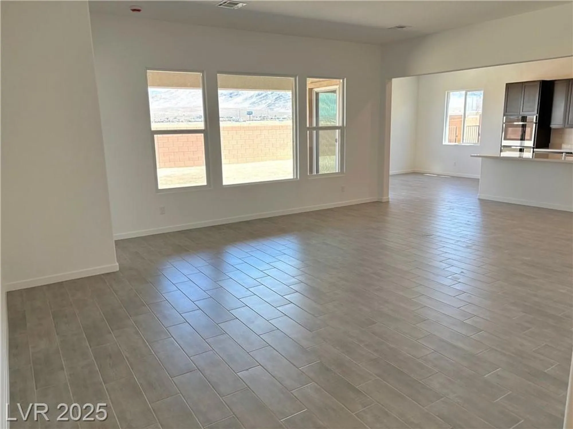 Property Slideshow image 8 of 27 | 5696 e badlands ln, Pahrump, NV, 89061