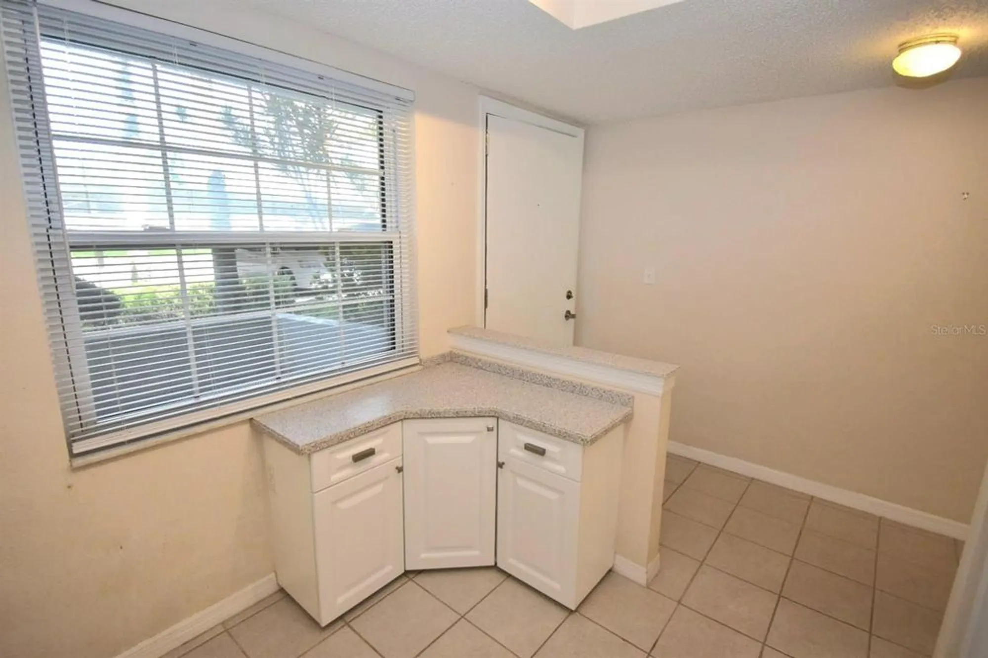 Property Slideshow image 8 of 30 | 946 virginia st apt 102, Dunedin, FL, 34698