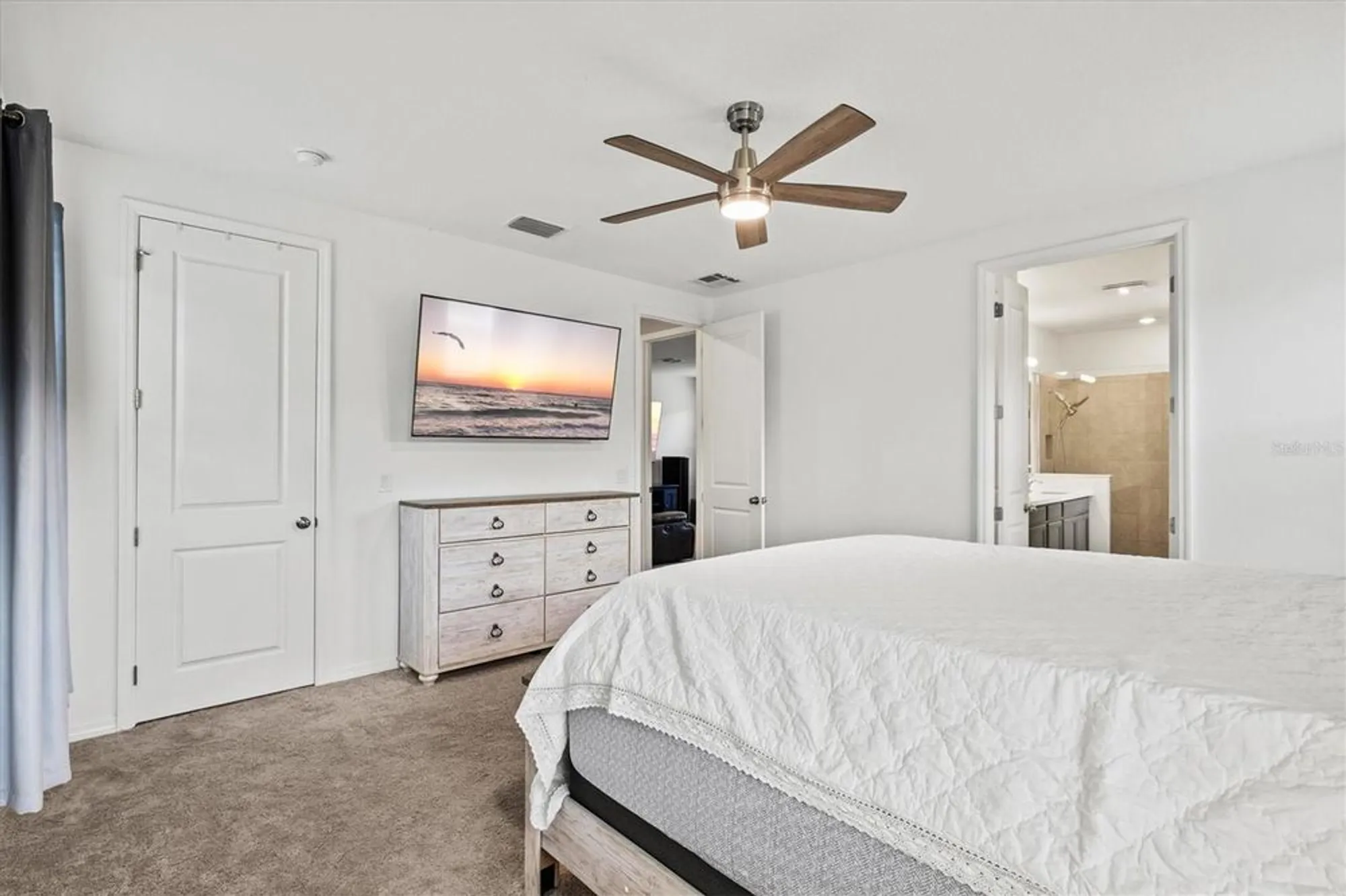 Property Slideshow image 38 of 95 | 5458 summit gln, Bradenton, FL, 34203