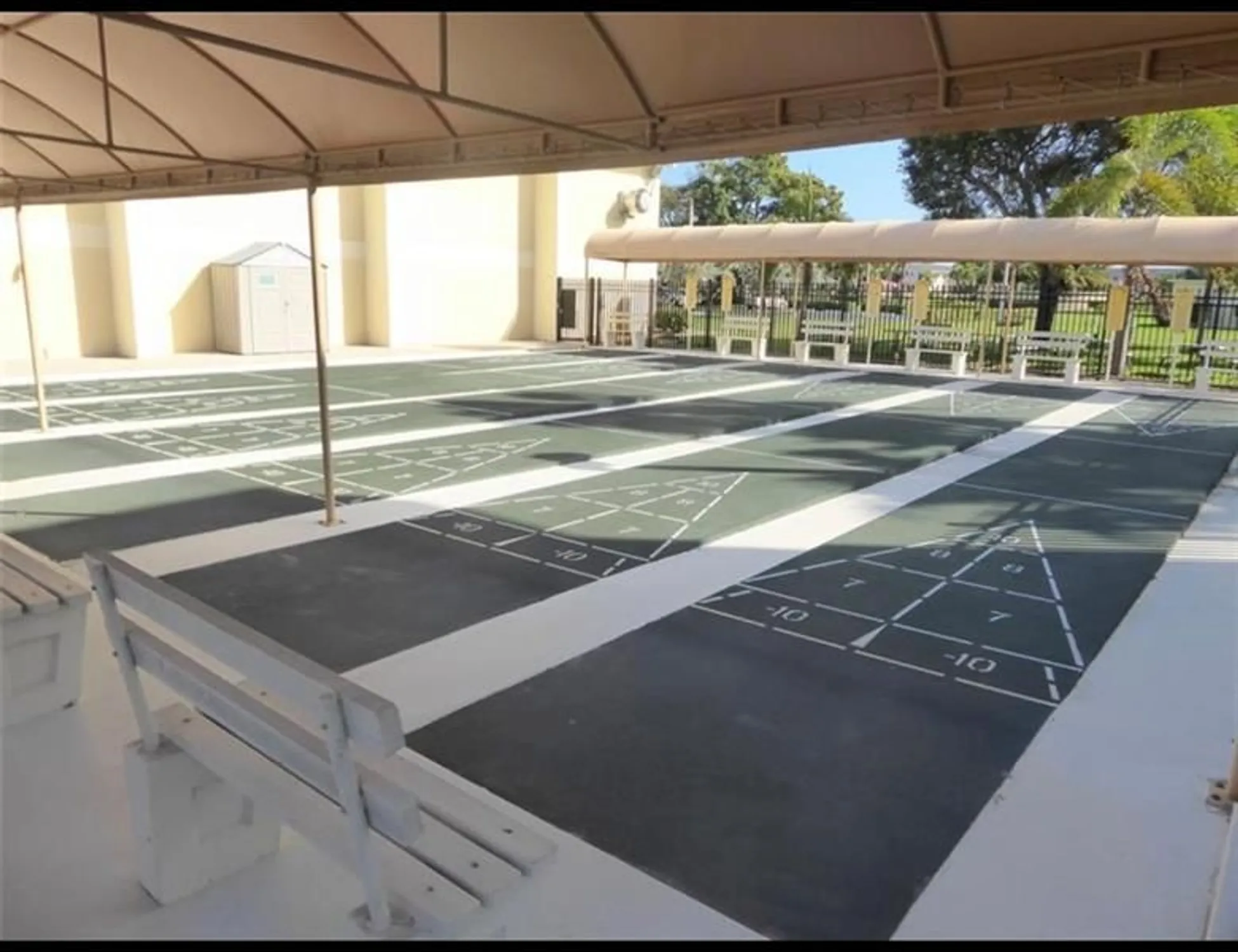 Property Slideshow image 21 of 55 | 2615 ne 3rd ct apt 217, Boynton Beach, FL, 33435