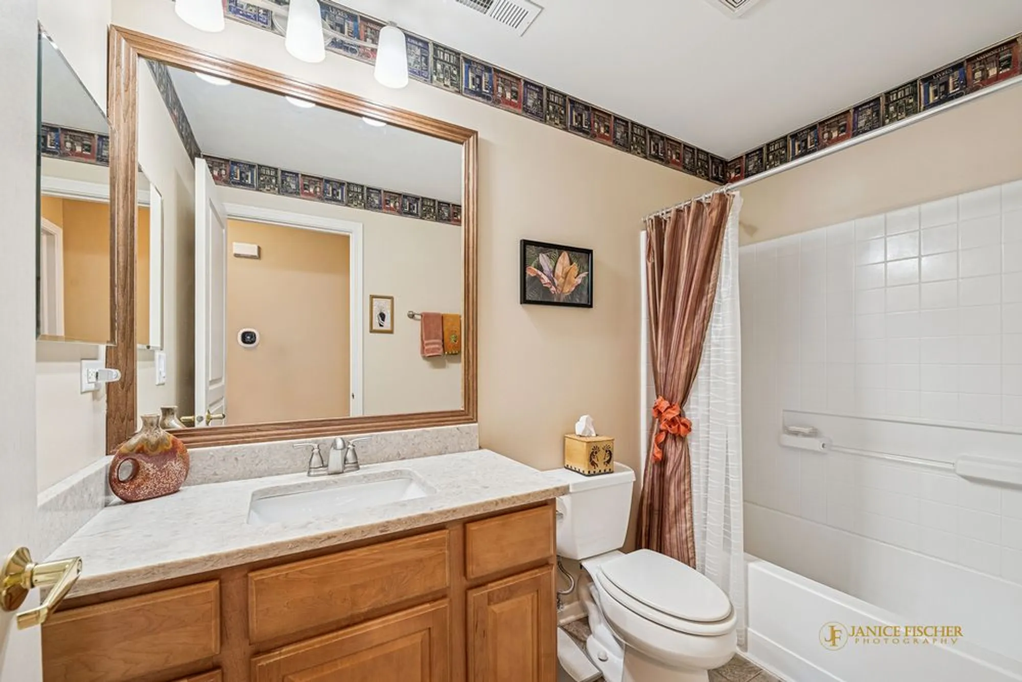 Property Slideshow image 18 of 21 | 13463 morgan way, Huntley, IL, 60142