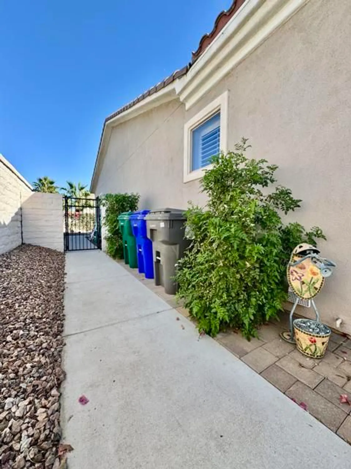 Property Slideshow image 65 of 113 | 80372 camino san lucas, Indio, CA, 92203