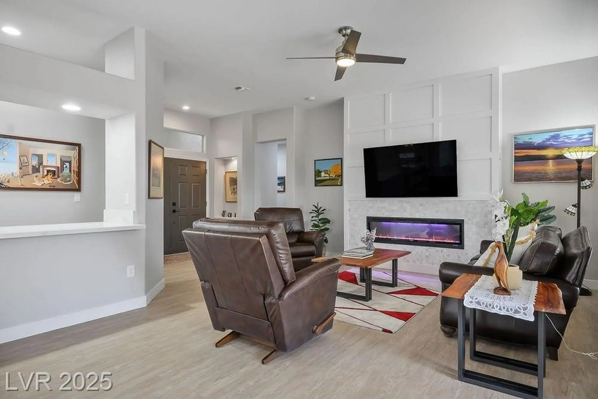 Property Slideshow image 13 of 80 | 2620 hanging rock dr, Las Vegas, NV, 89134