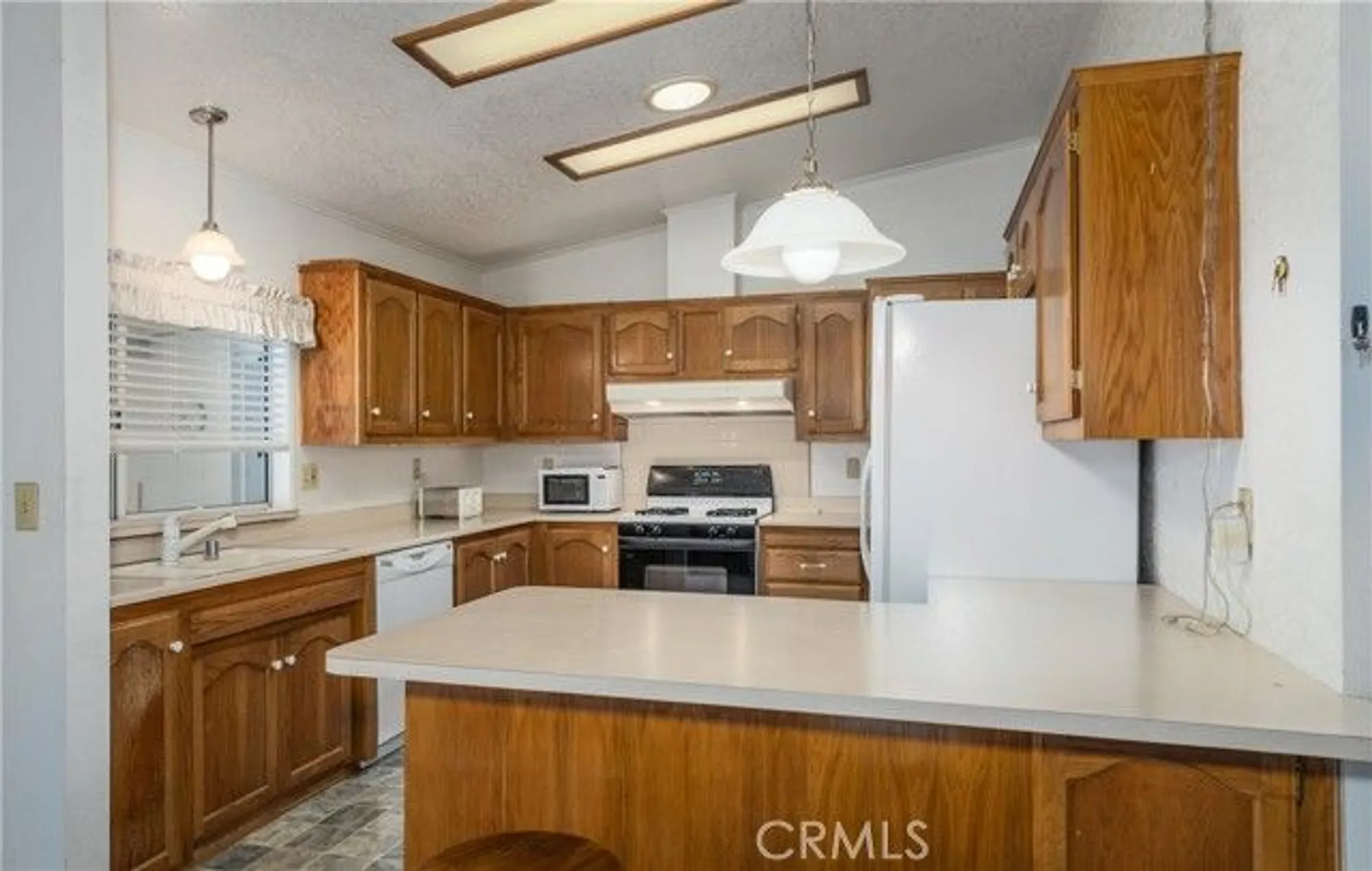 Property Slideshow image 10 of 24 | 3800 w wilson st spc 394, Banning, CA, 92220