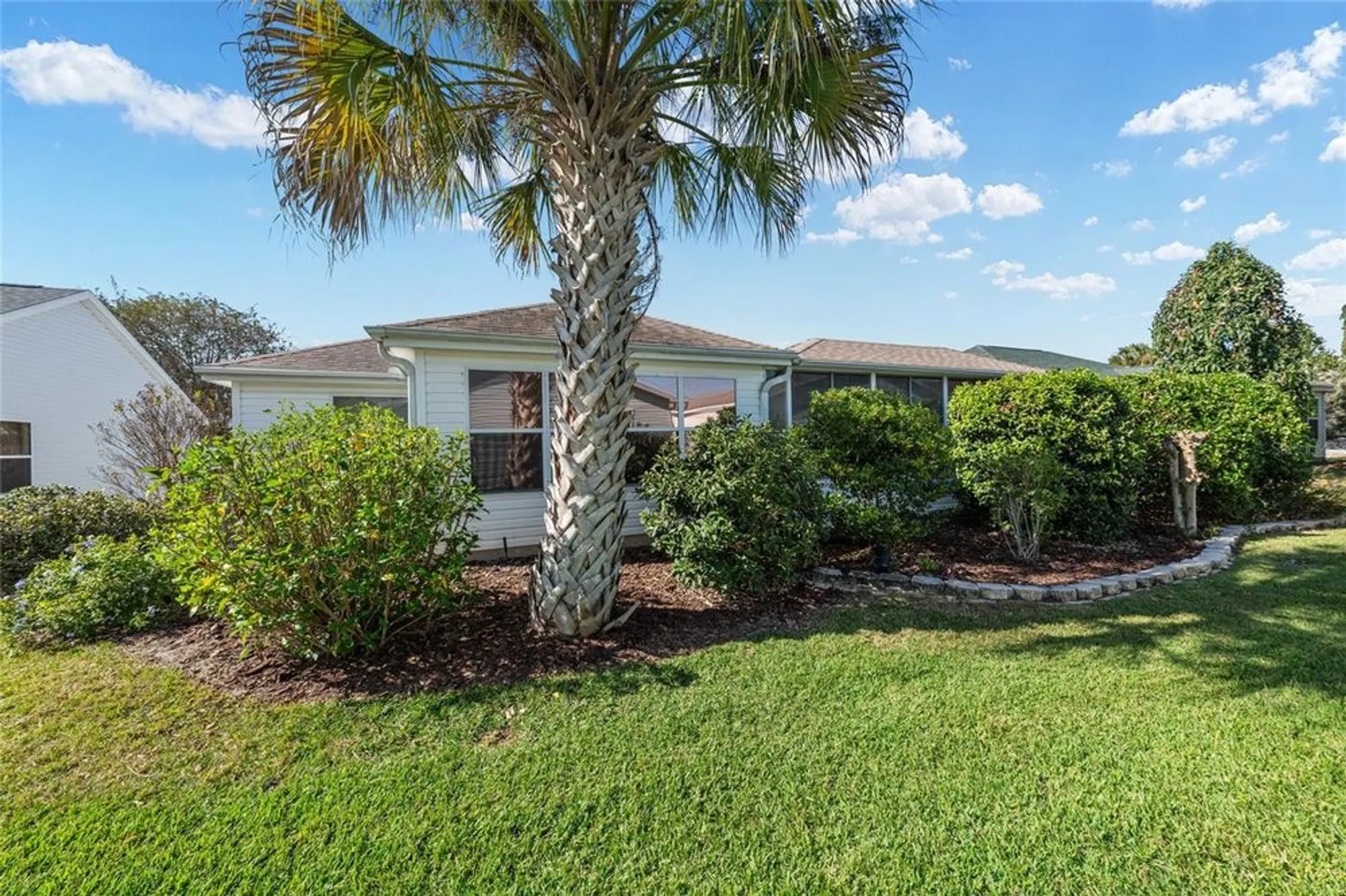 Property Slideshow image 32 of 38 | 411 aldama ave, The Villages, FL, 32159