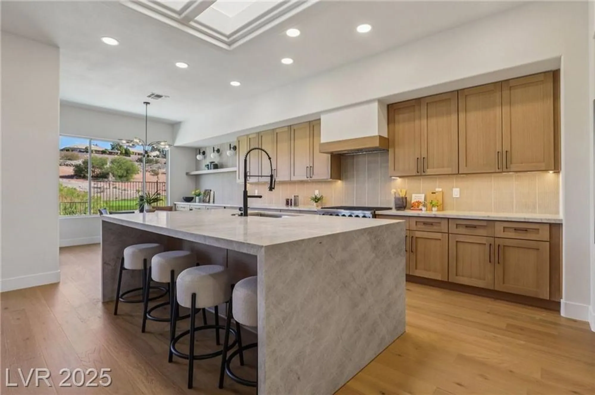 Property Slideshow image 2 of 82 | 2386 hardin ridge dr, Henderson, NV, 89052