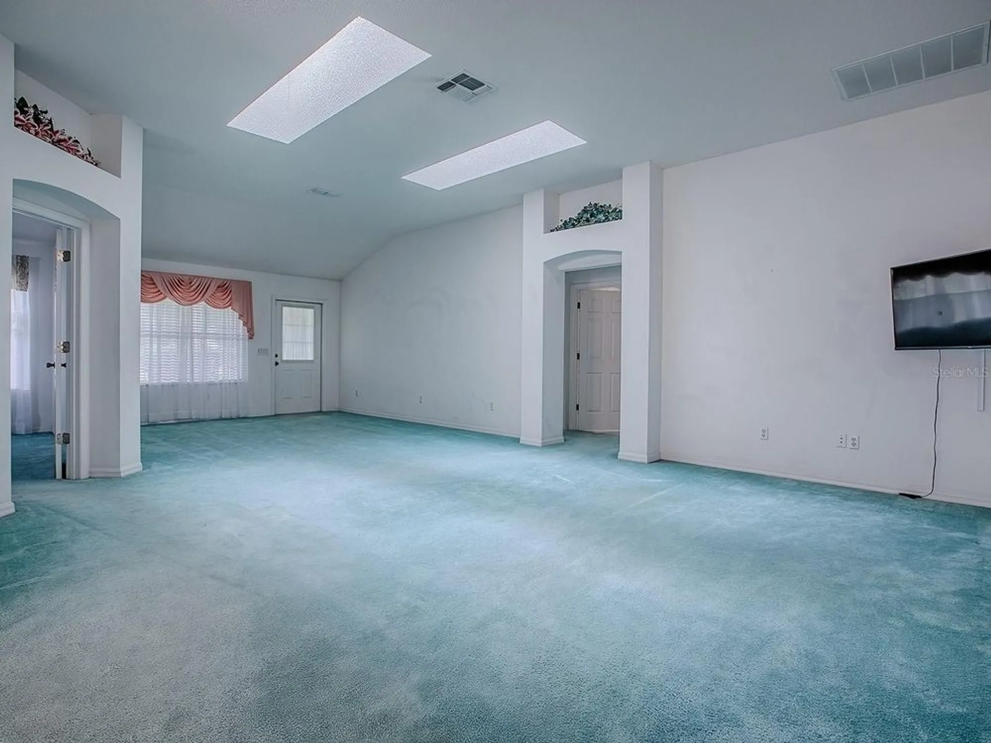 Property Slideshow image 16 of 75 | 1107 san antonio ln, The Villages, FL, 32159