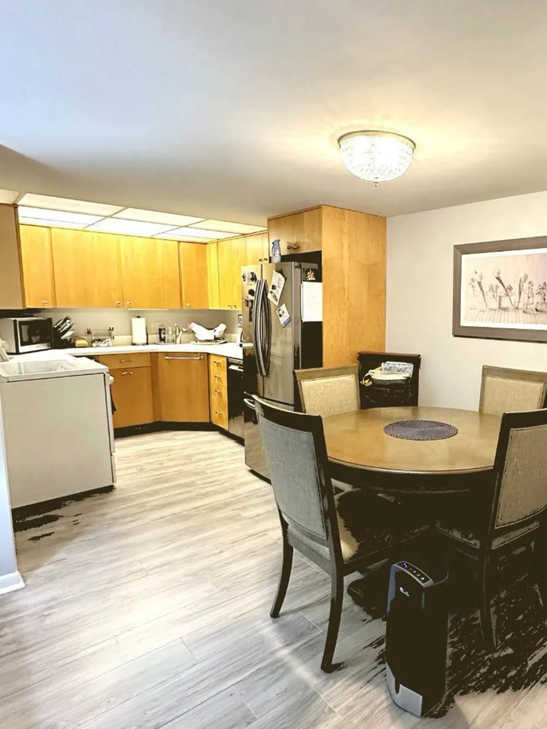 Property Slideshow image 10 of 19 | 2900 maple ave 24a, Downers Grove, IL, 60515