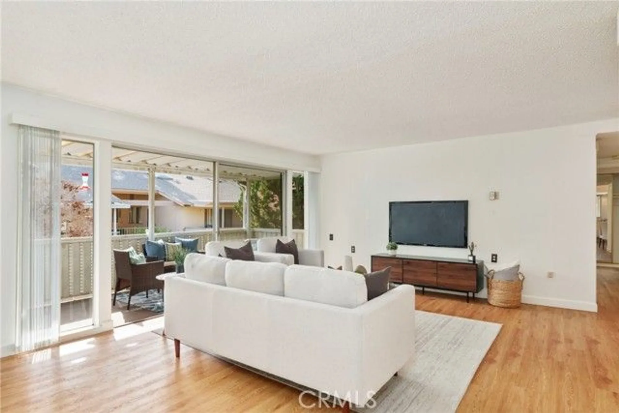 Property Slideshow image 6 of 35 | 225 avenida majorca n, Laguna Woods, CA, 92637