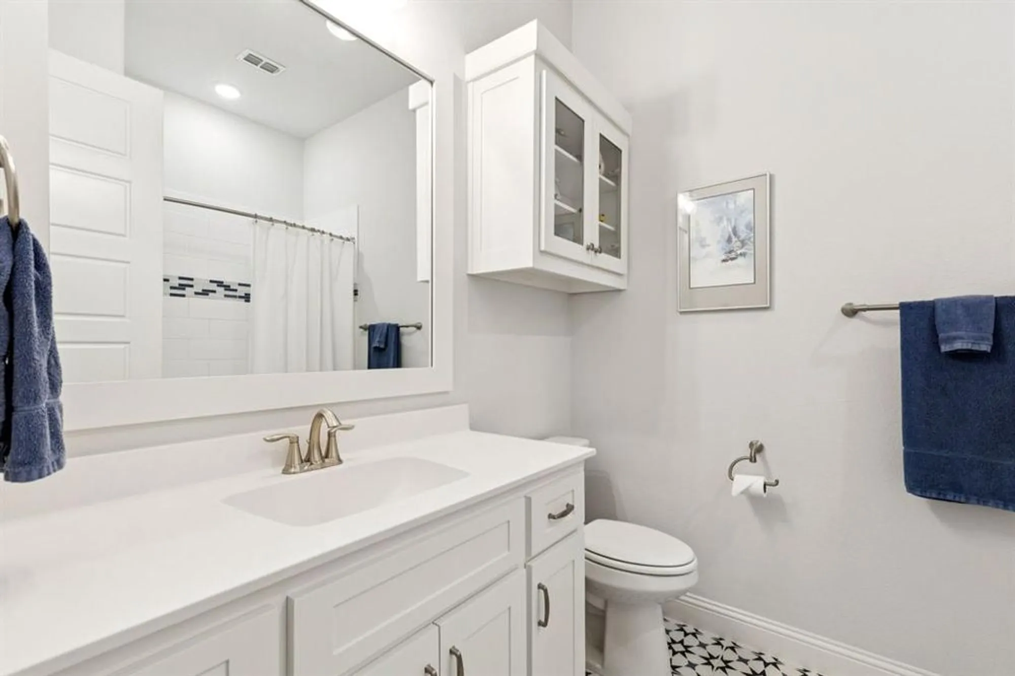 Property Slideshow image 27 of 34 | 4724 cherry bark trl, Arlington, TX, 76005