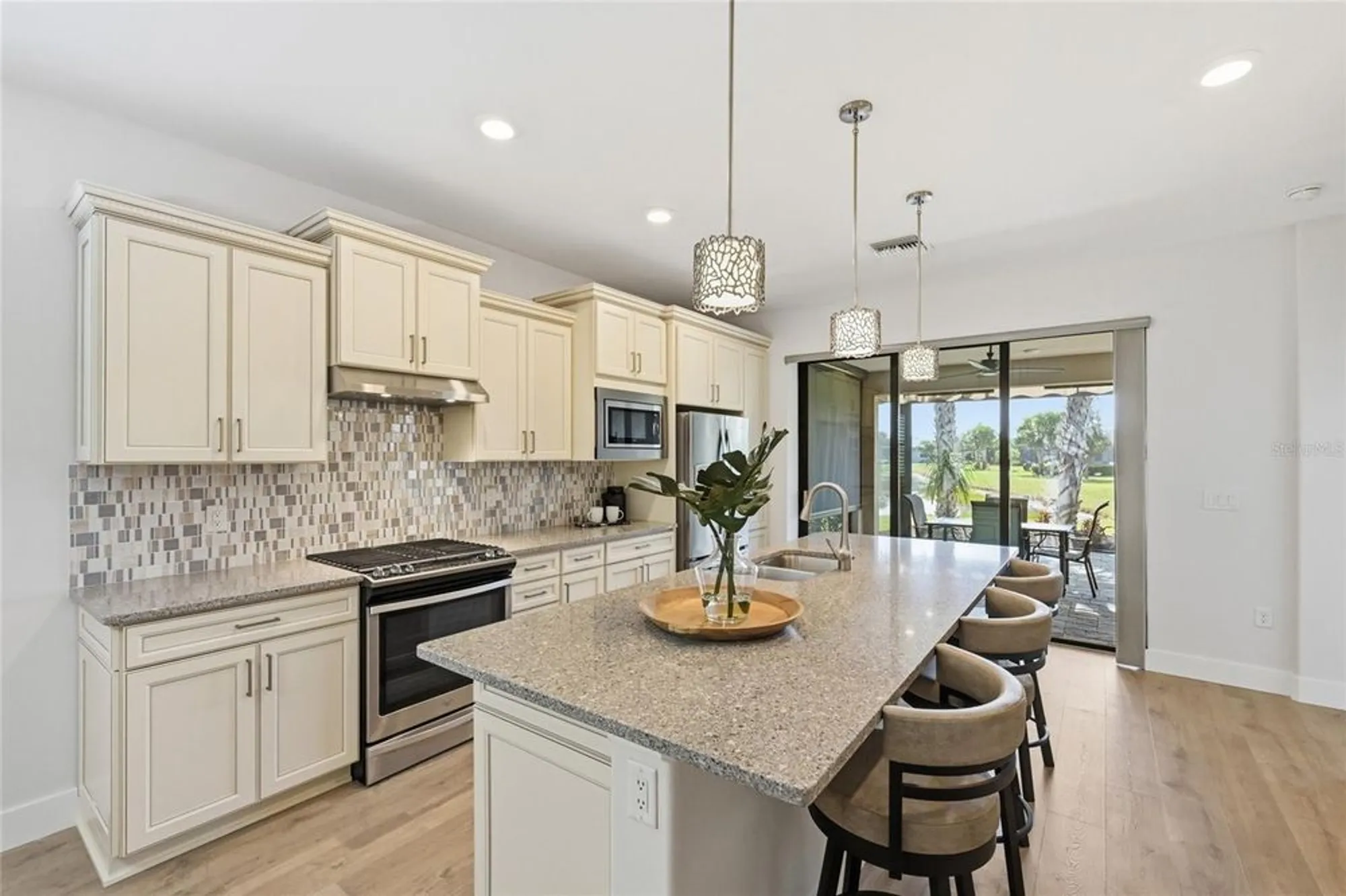 Property Slideshow image 16 of 56 | 17029 hampton falls ter, Bradenton, FL, 34202