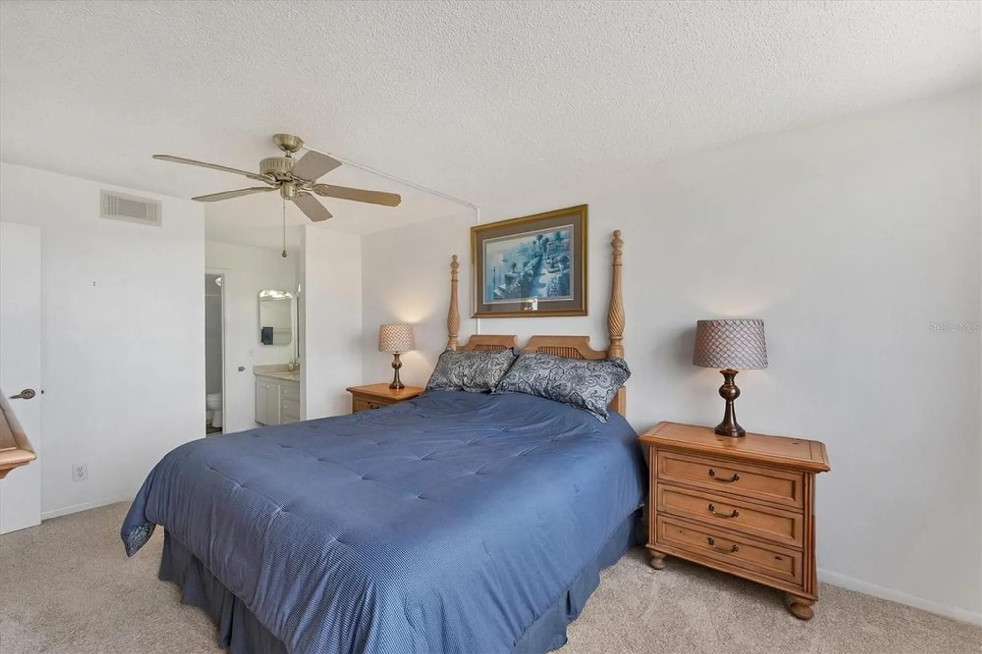 Property Slideshow image 13 of 31 | 6158 palma del mar blvd s apt 504, St Petersburg, FL, 33715