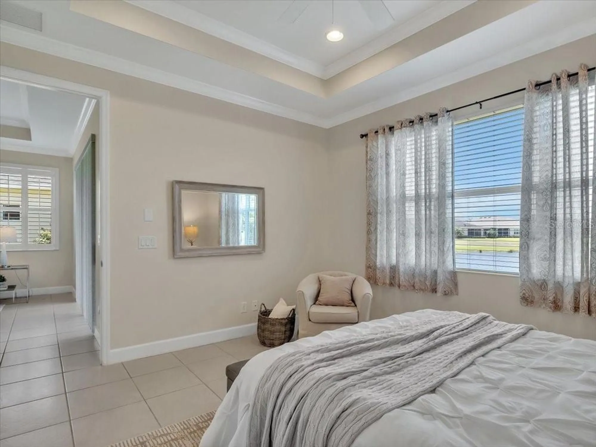 Property Slideshow image 26 of 52 | 635 chipper dr, Sun City Center, FL, 33573