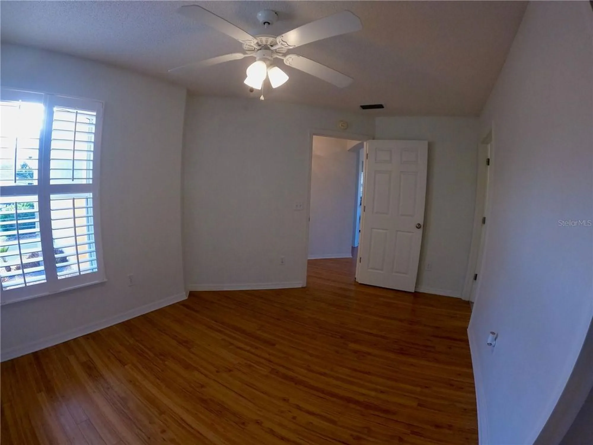 Property Slideshow image 5 of 20 | 1221 santa cruz dr, The Villages, FL, 32162