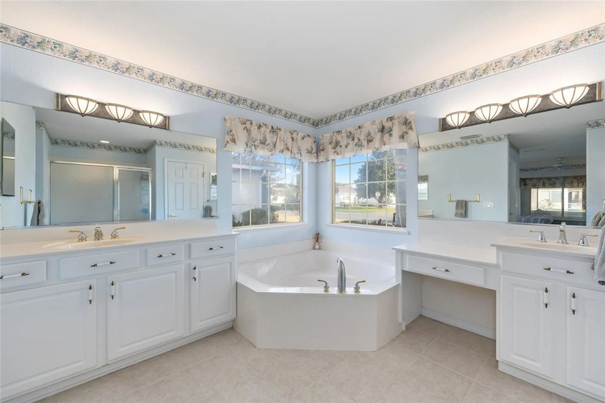 Property Slideshow image 22 of 60 | 8789 se 136th ln, Summerfield, FL, 34491