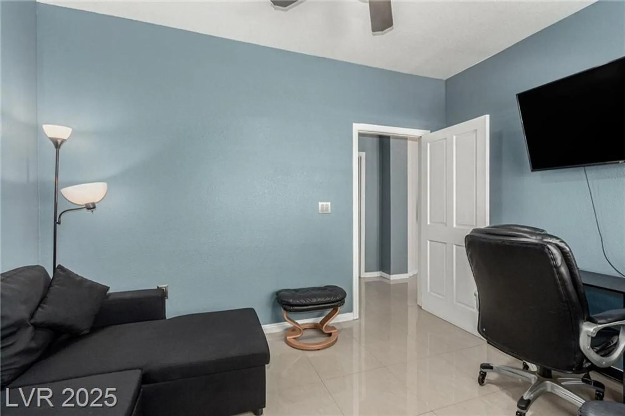 Property Slideshow image 19 of 36 | 5117 harvest moon ln, Las Vegas, NV, 89107