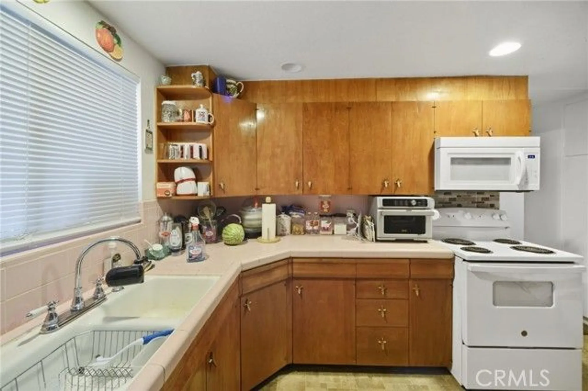 Property Slideshow image 15 of 26 | 1461 w westmont ave, Hemet, CA, 92543