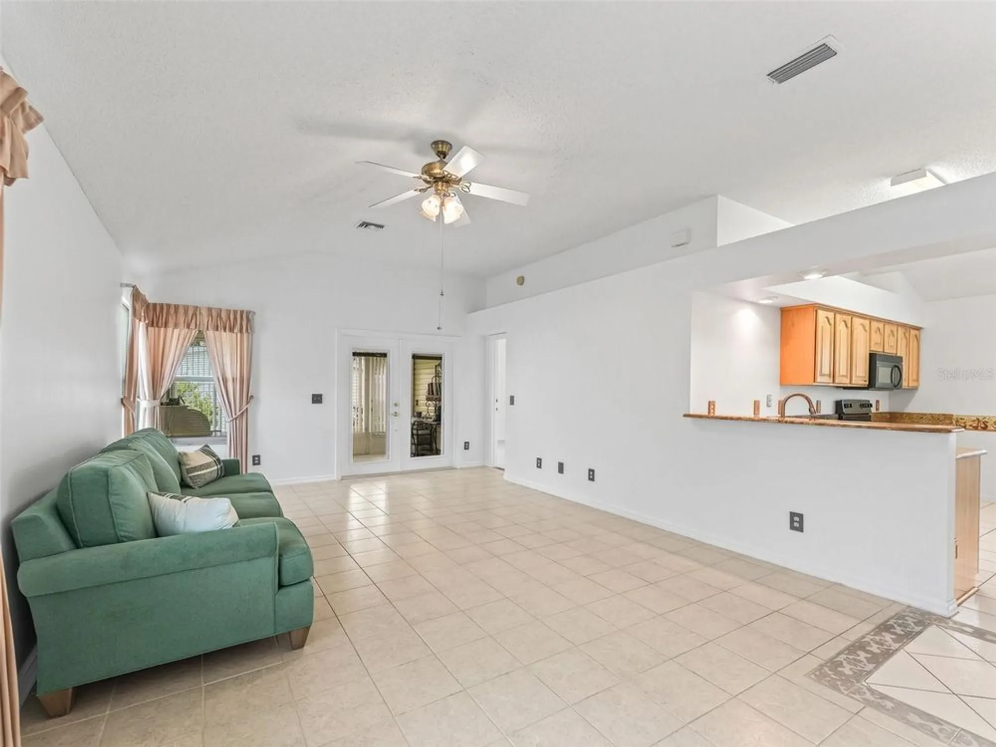 Property Slideshow image 11 of 42 | 1142 w boone ct, The Villages, FL, 32159