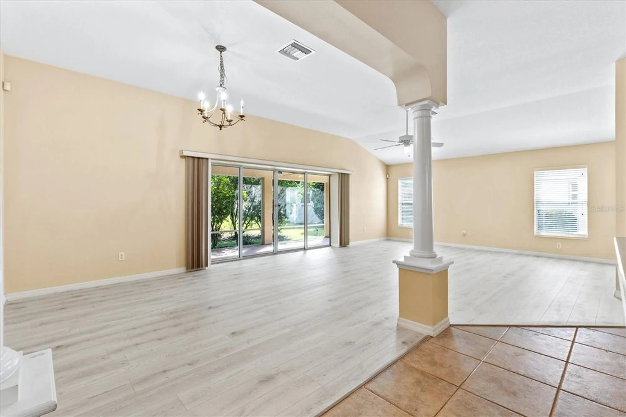 Property Slideshow image 7 of 28 | 611 allenwood loop, The Villages, FL, 32162