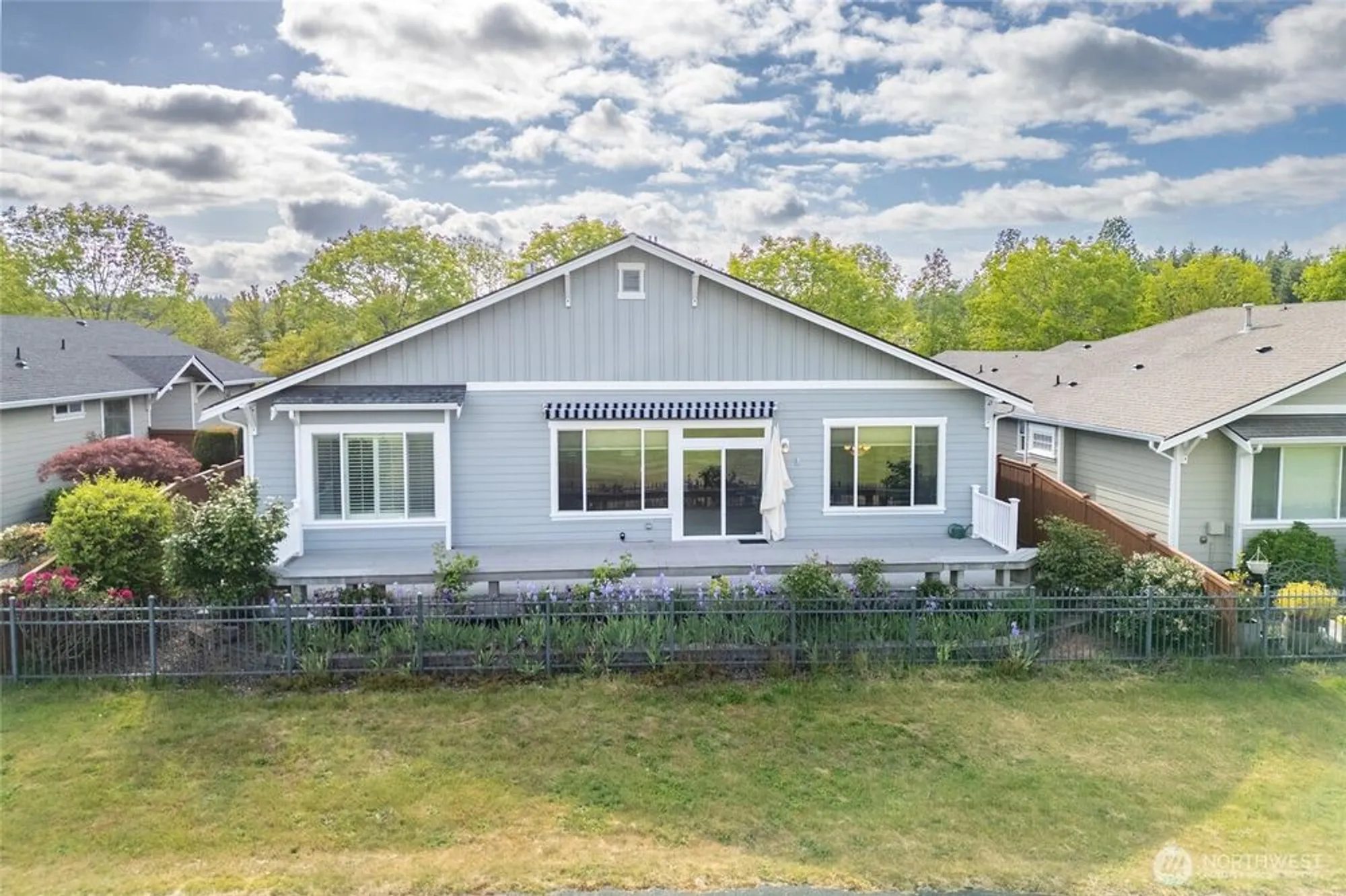 Property Slideshow image 36 of 40 | 4420 vashon dr, Lacey, WA, 98516