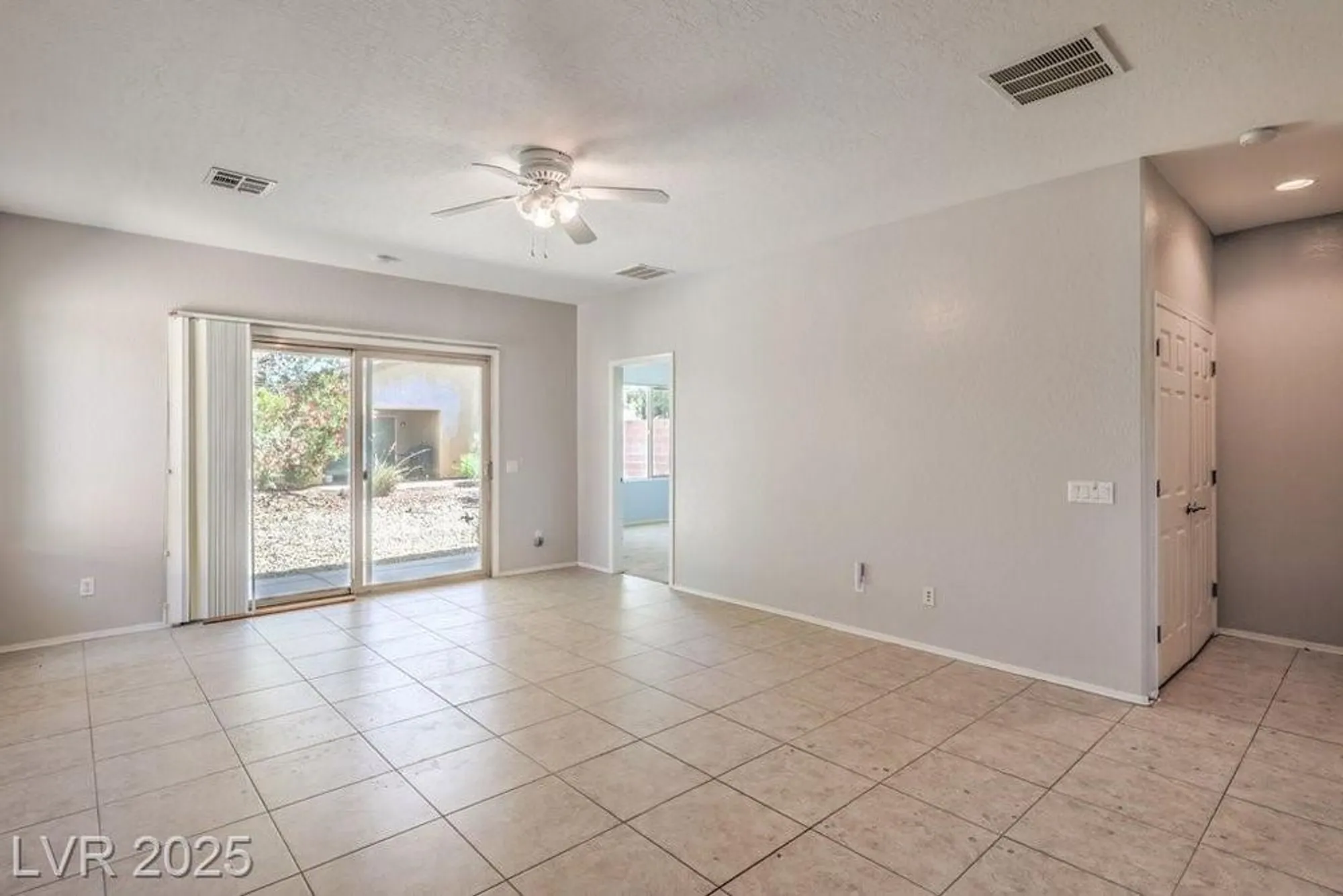 Property Slideshow image 7 of 36 | 5960 wheat penny ave, Las Vegas, NV, 89122
