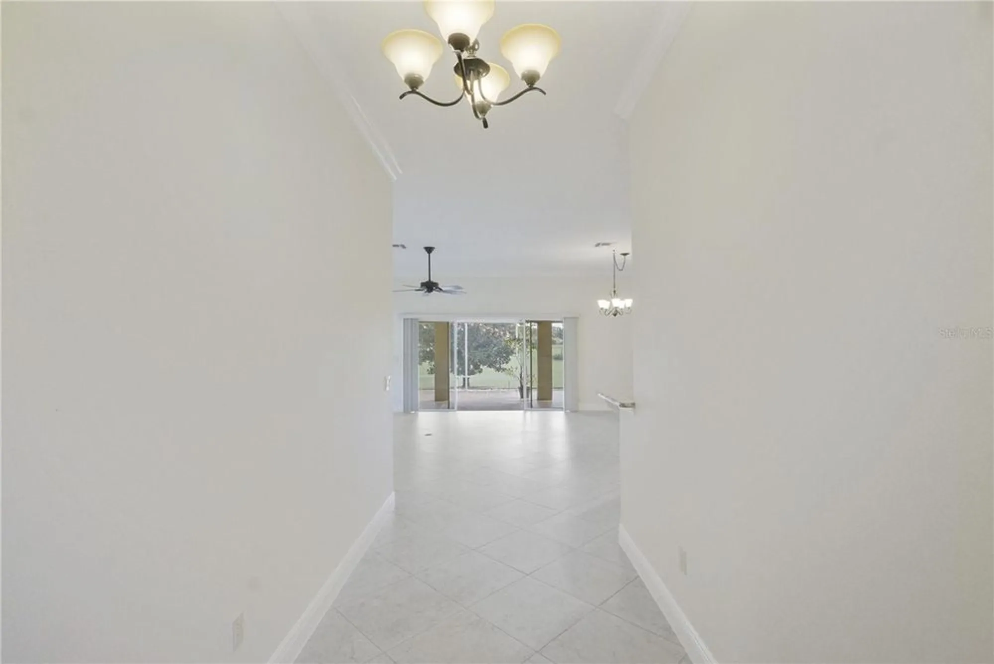Property Slideshow image 8 of 44 | 445 society hill cir, The Villages, FL, 32162